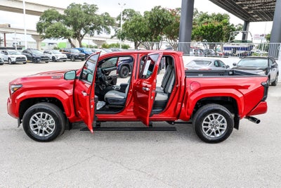 2026 Toyota Tacoma i-FORCE MAX Limited Hybrid