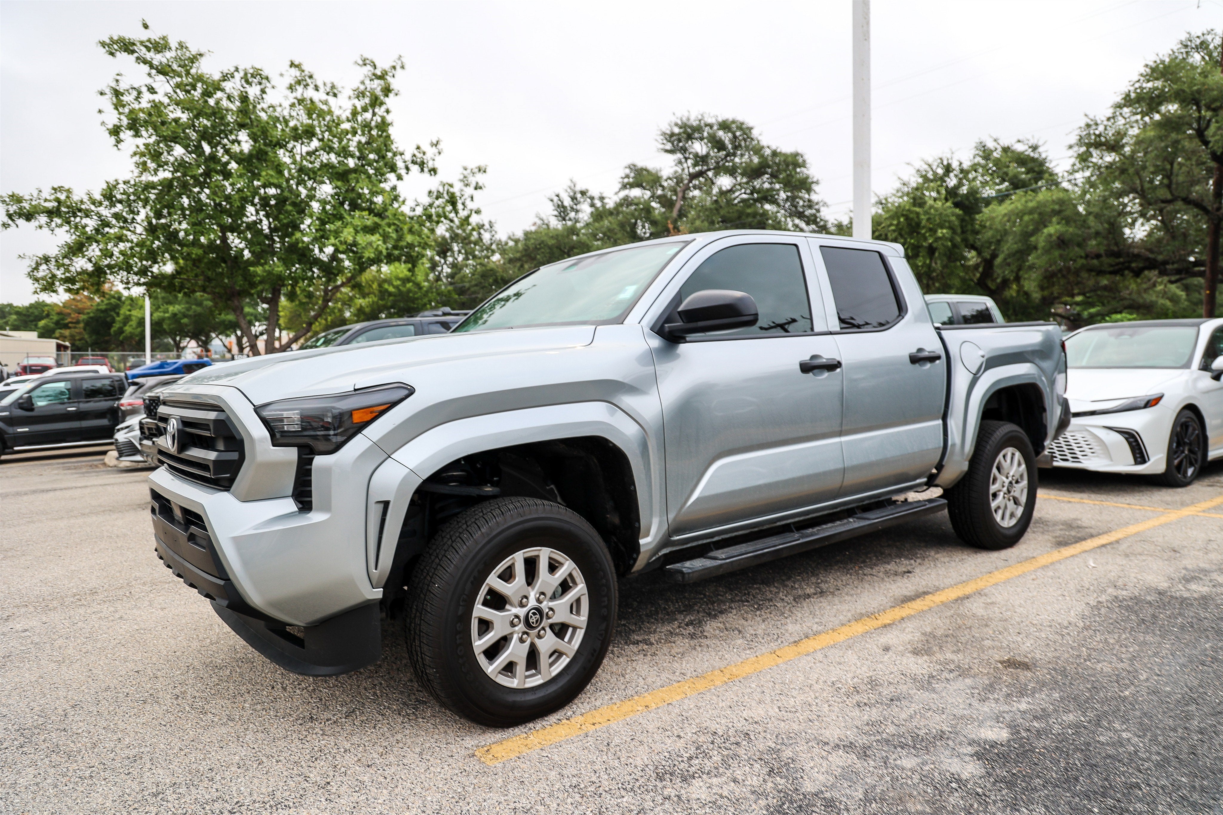 2025 Toyota Tacoma SR