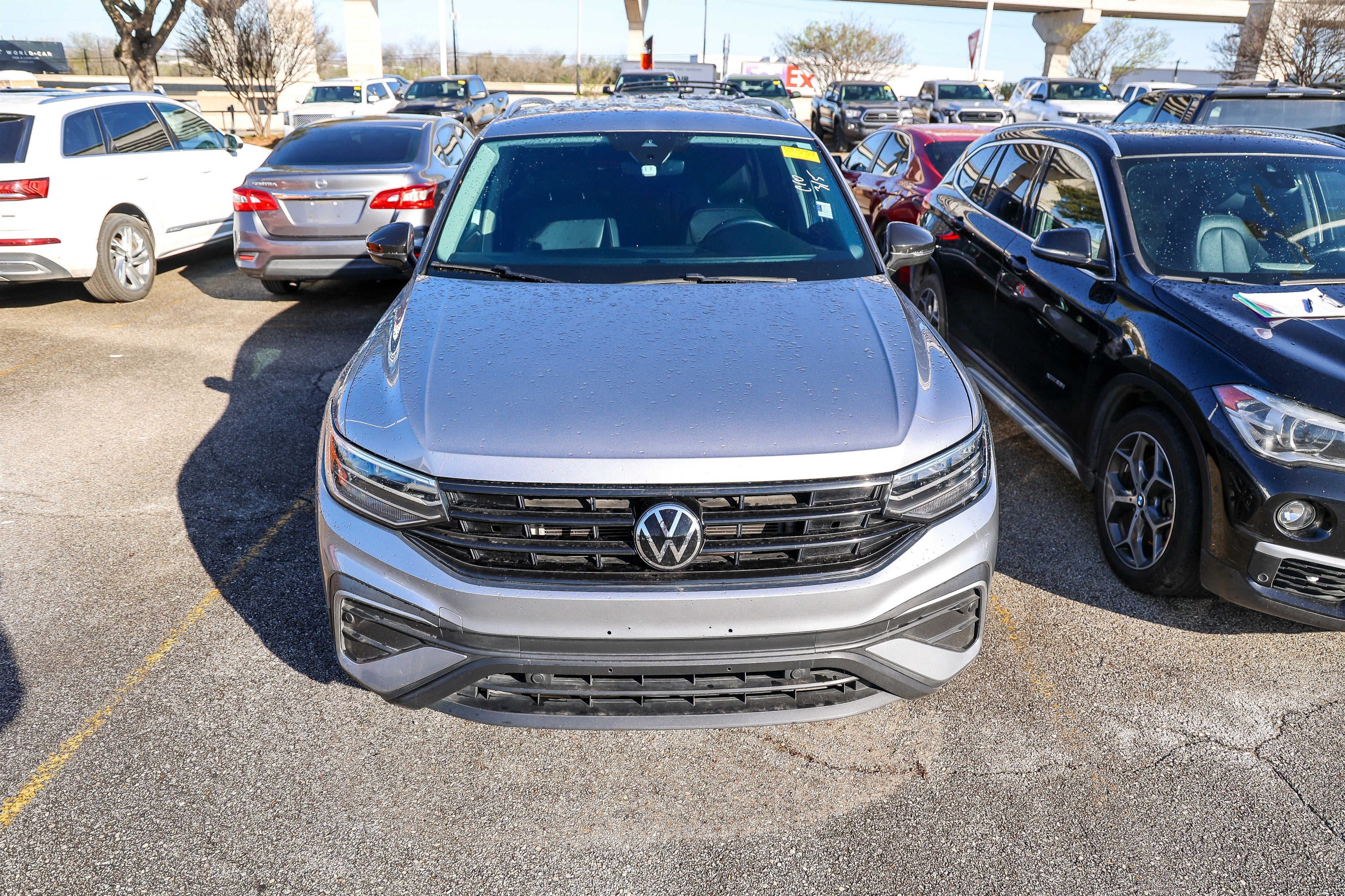 2023 Volkswagen Tiguan SE