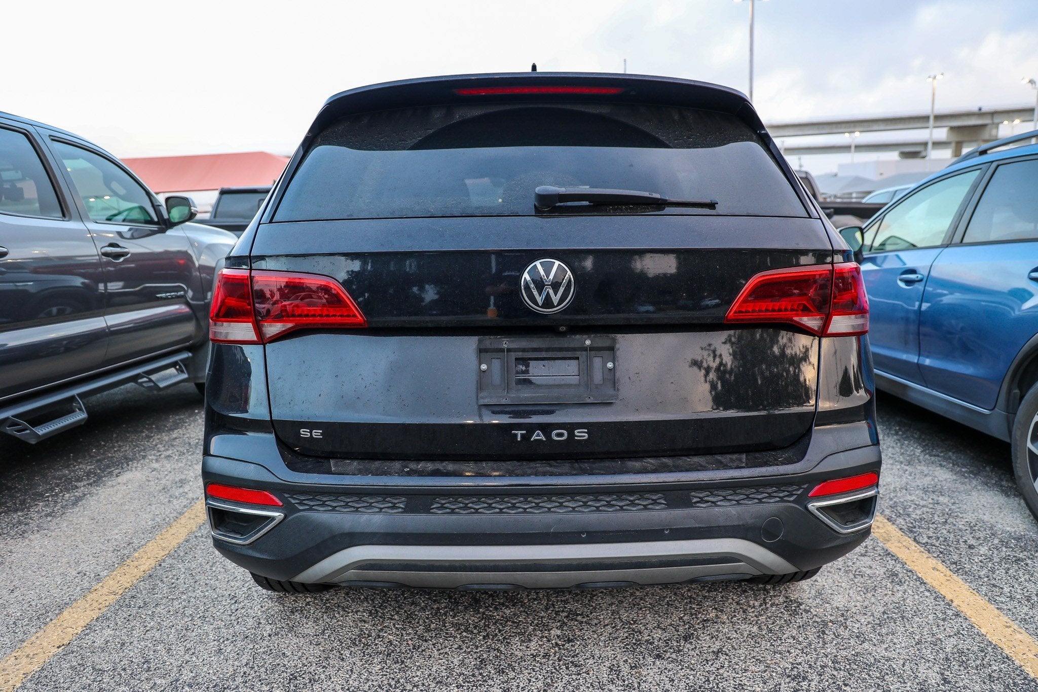 2022 Volkswagen Taos SE