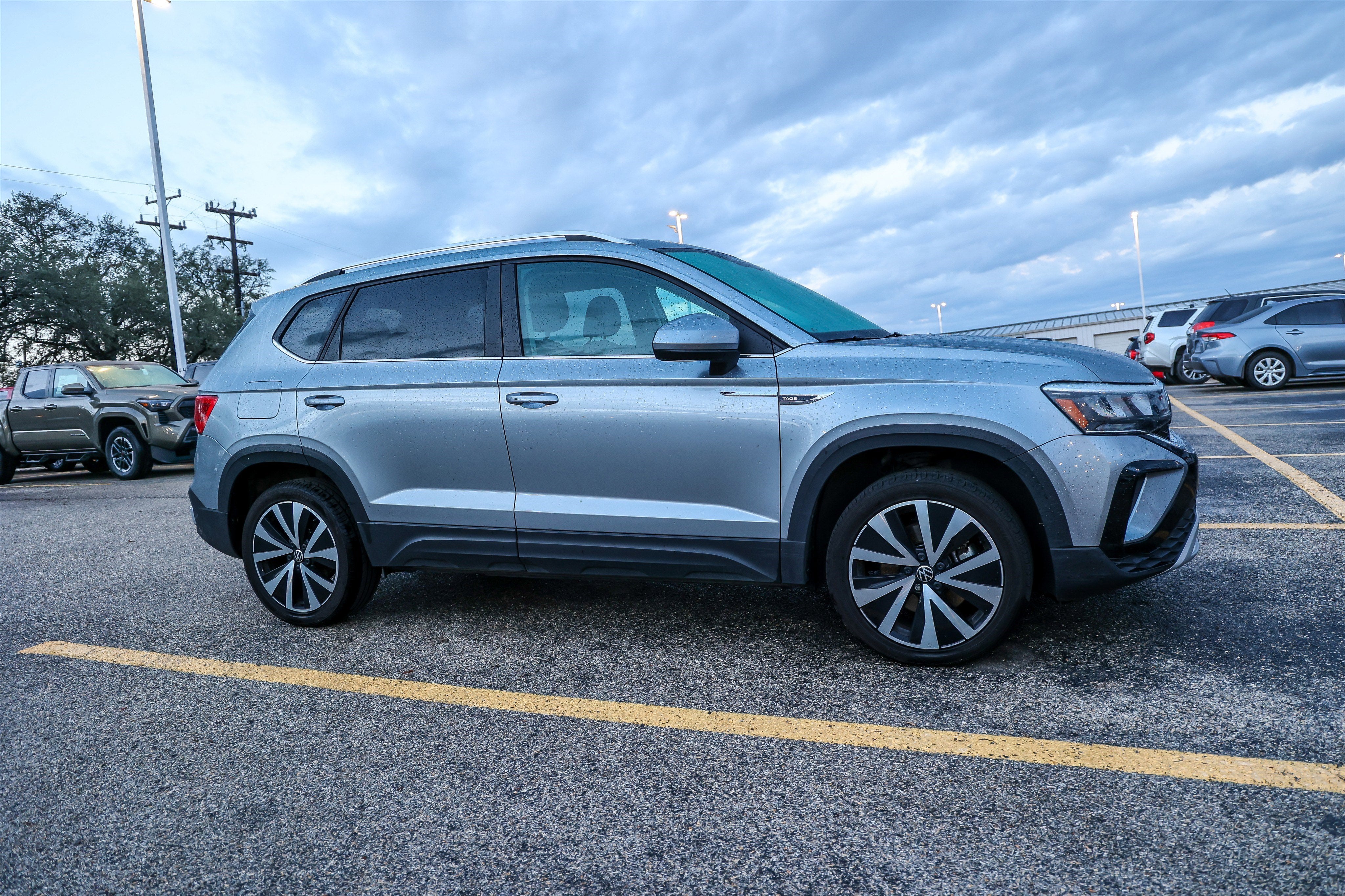 2024 Volkswagen Taos SE