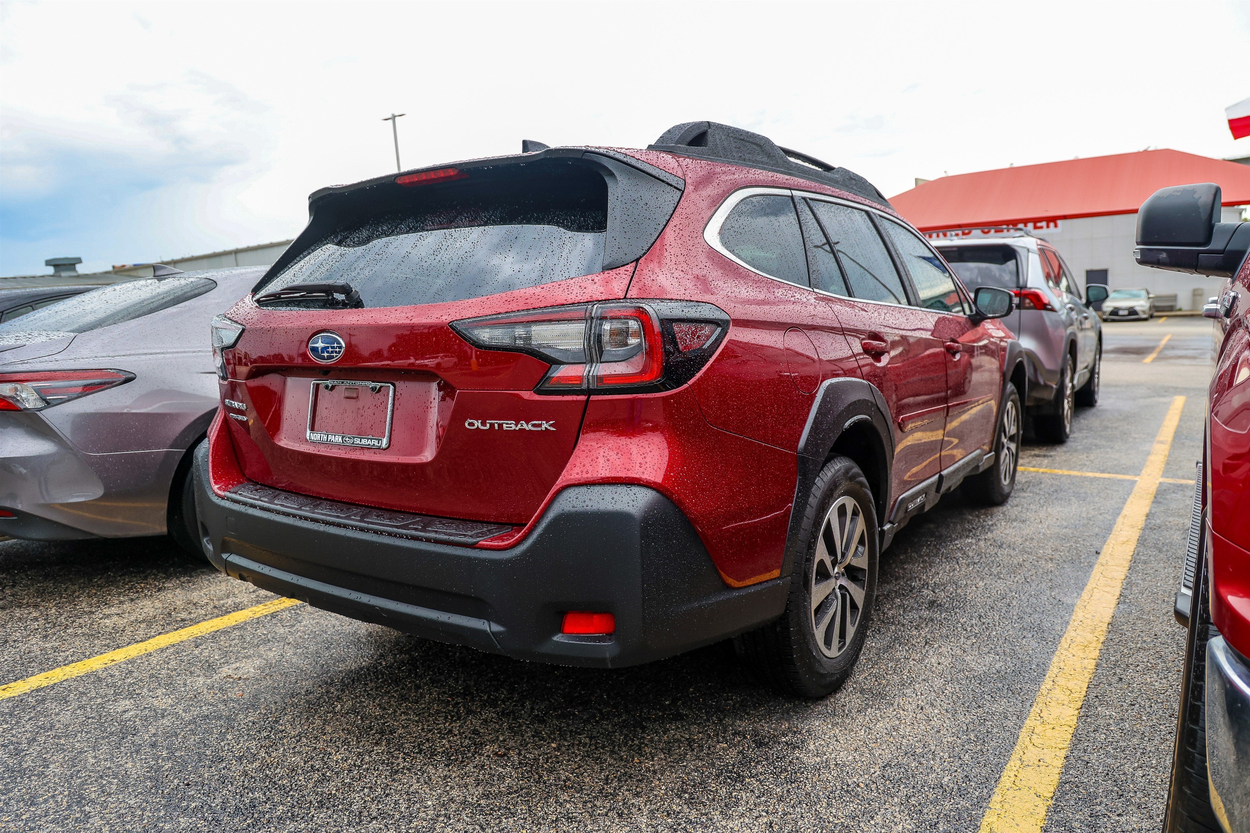 2025 Subaru Outback Premium