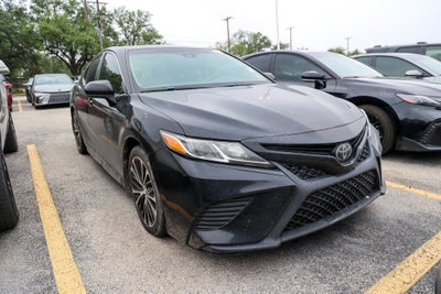 2018 Toyota Camry SE