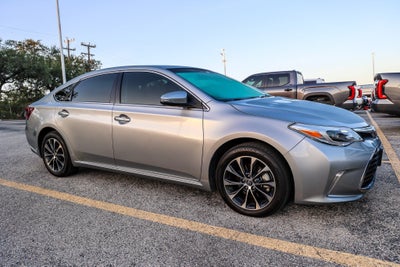2016 Toyota Avalon XLE