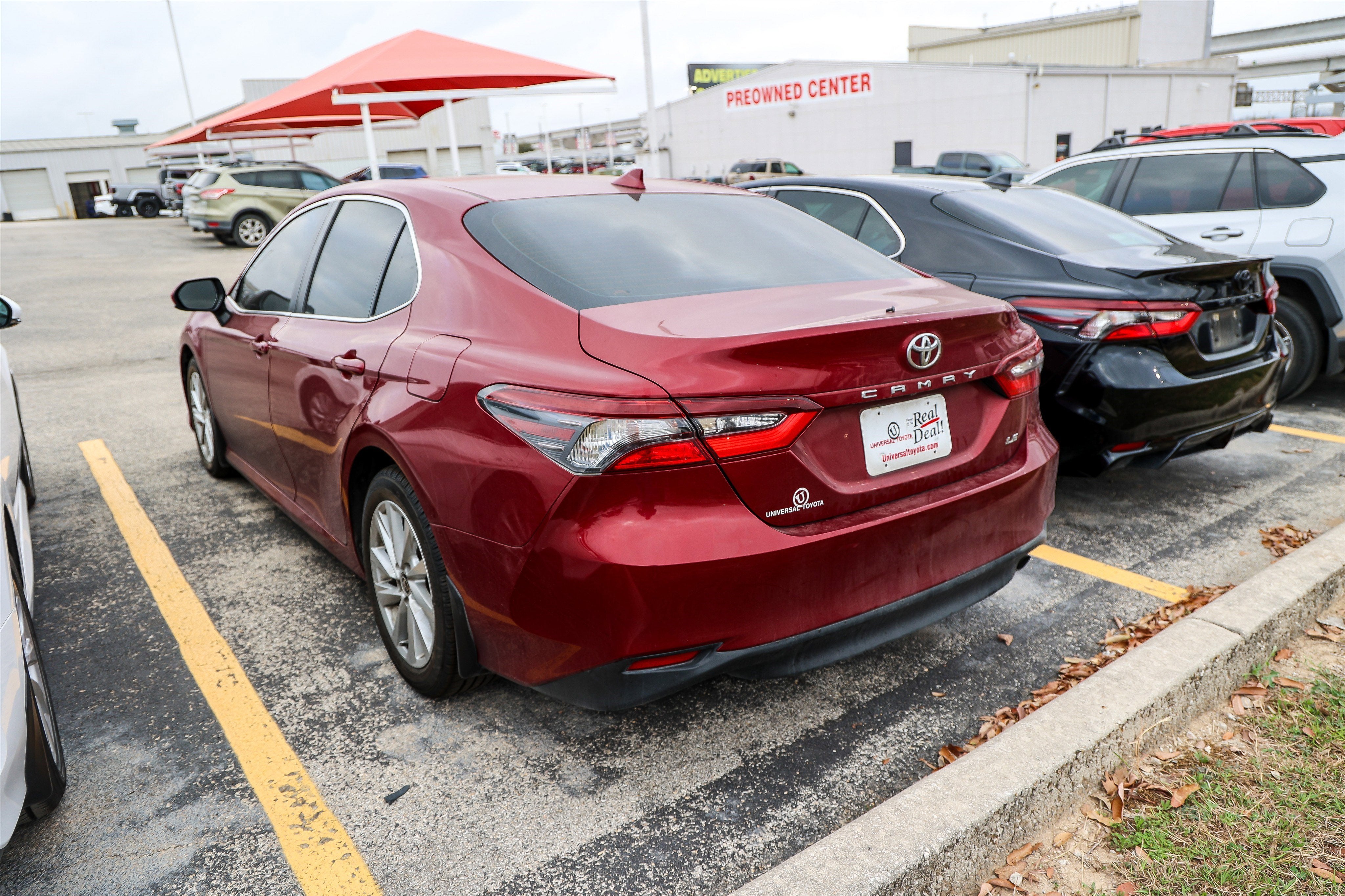 2022 Toyota CAMRY LE