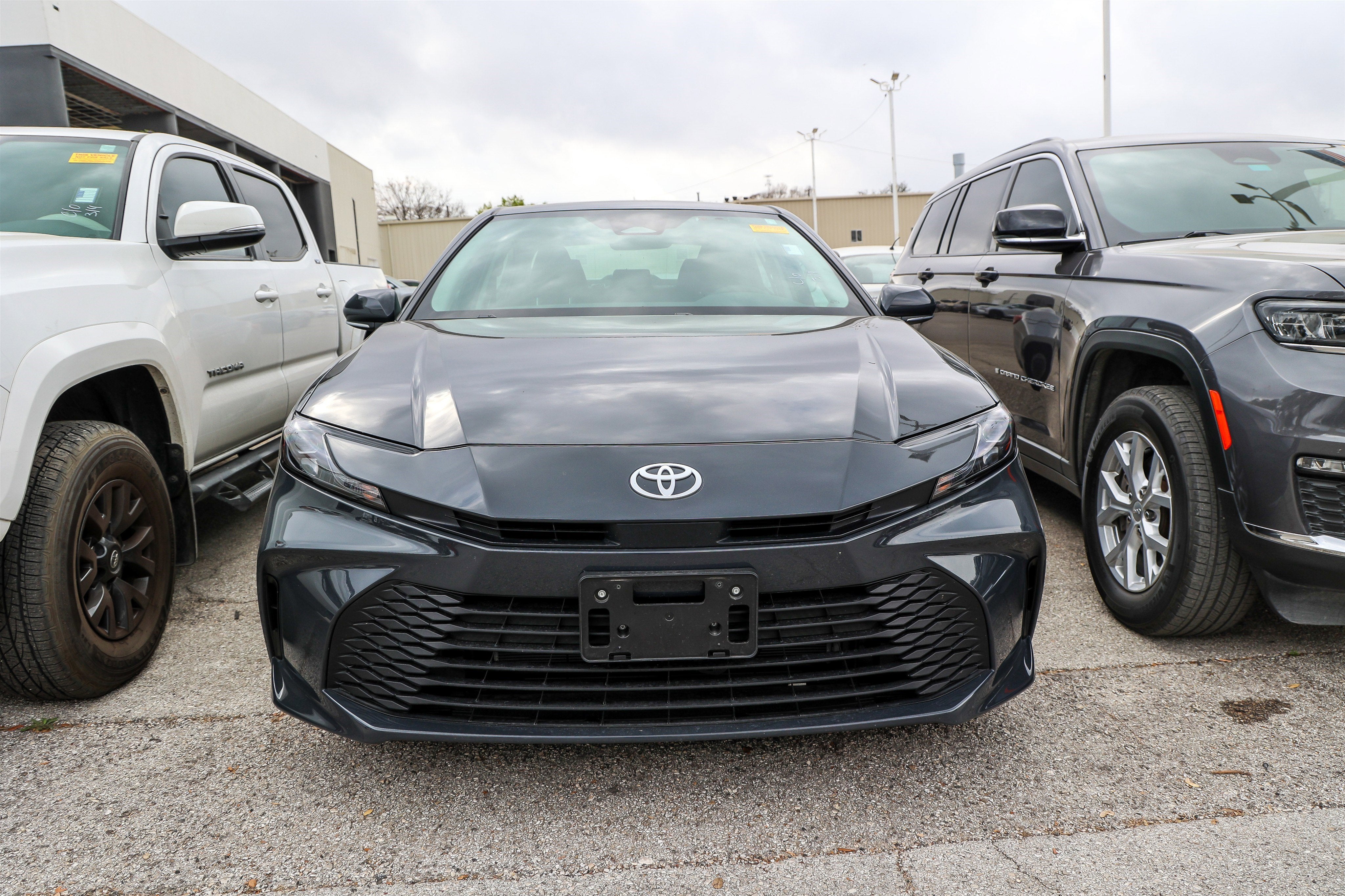 2026 Toyota CAMRY LE