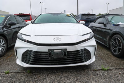 2025 Toyota CAMRY LE
