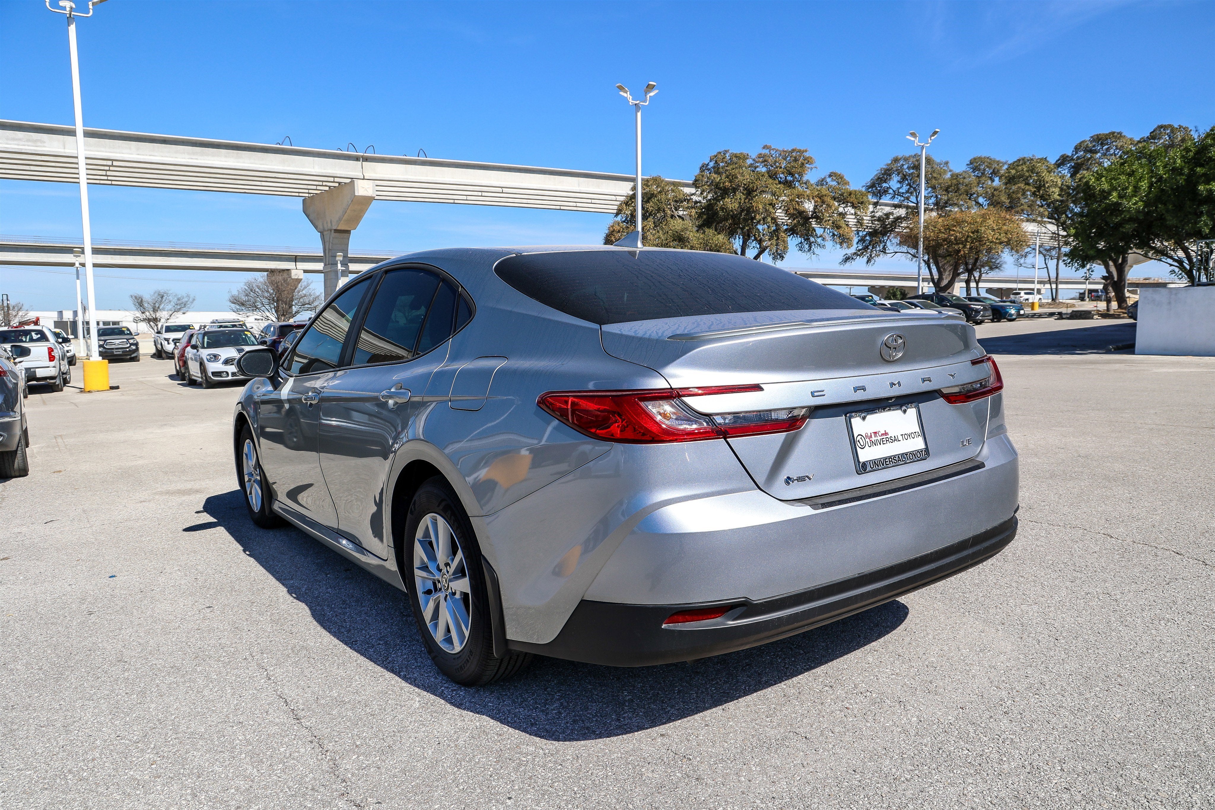 2025 Toyota CAMRY LE