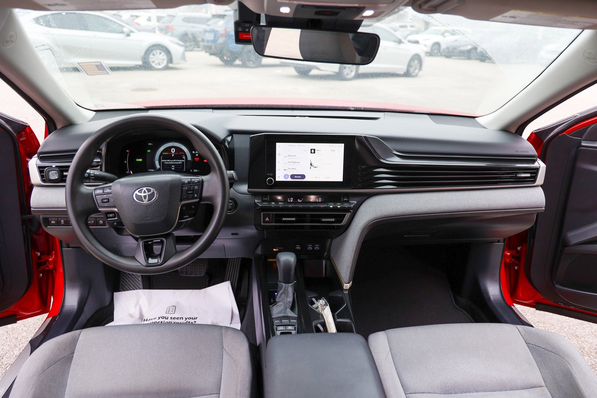 2025 Toyota CAMRY LE