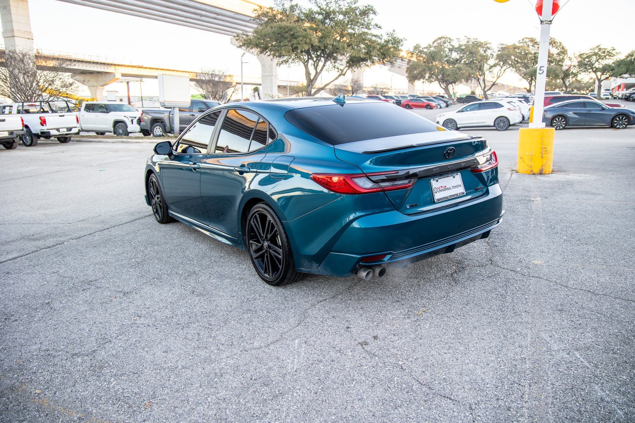 2025 Toyota CAMRY XSE