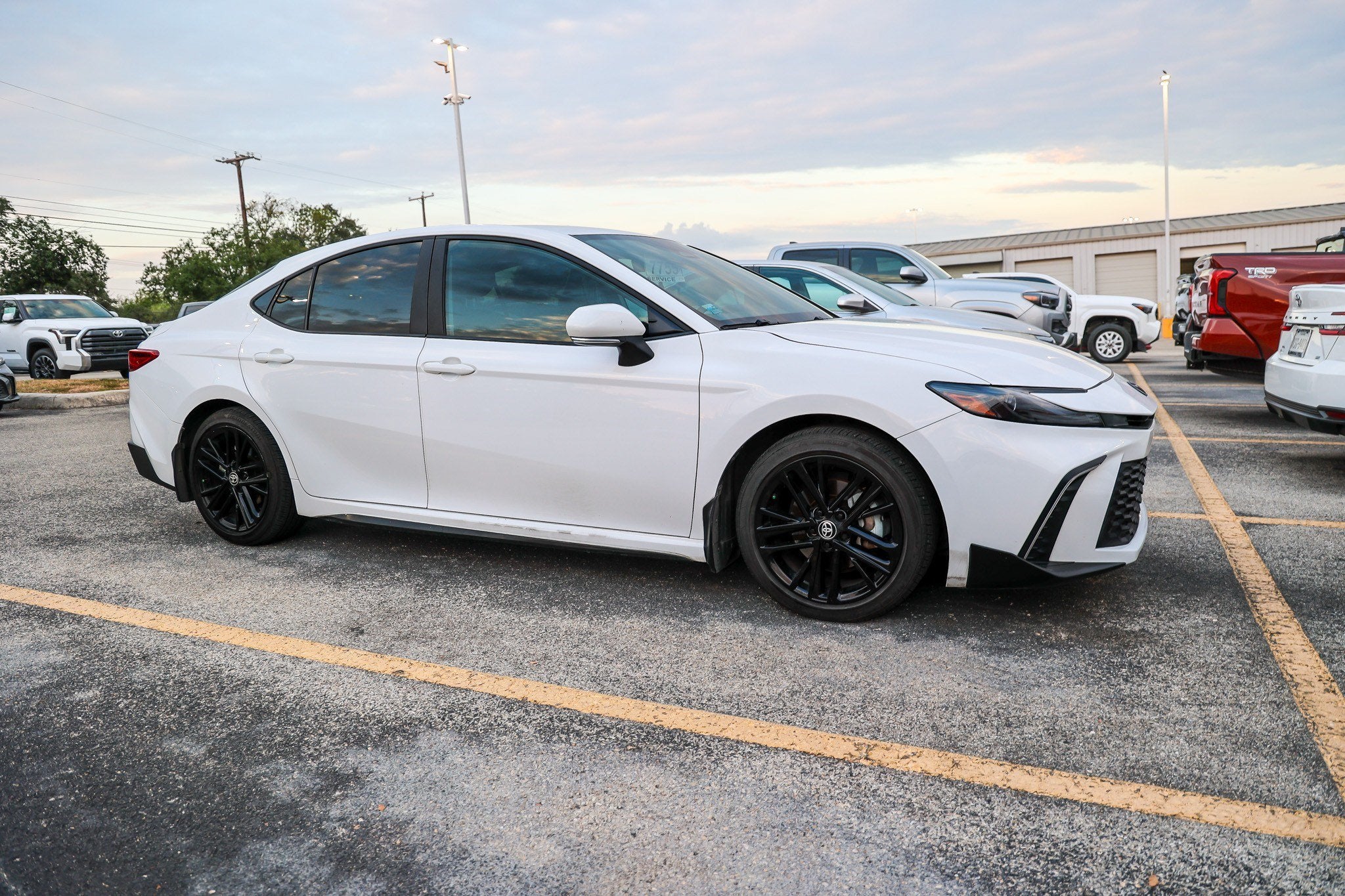 2025 Toyota Camry SE