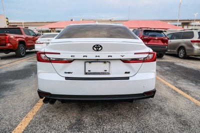 2025 Toyota Camry SE