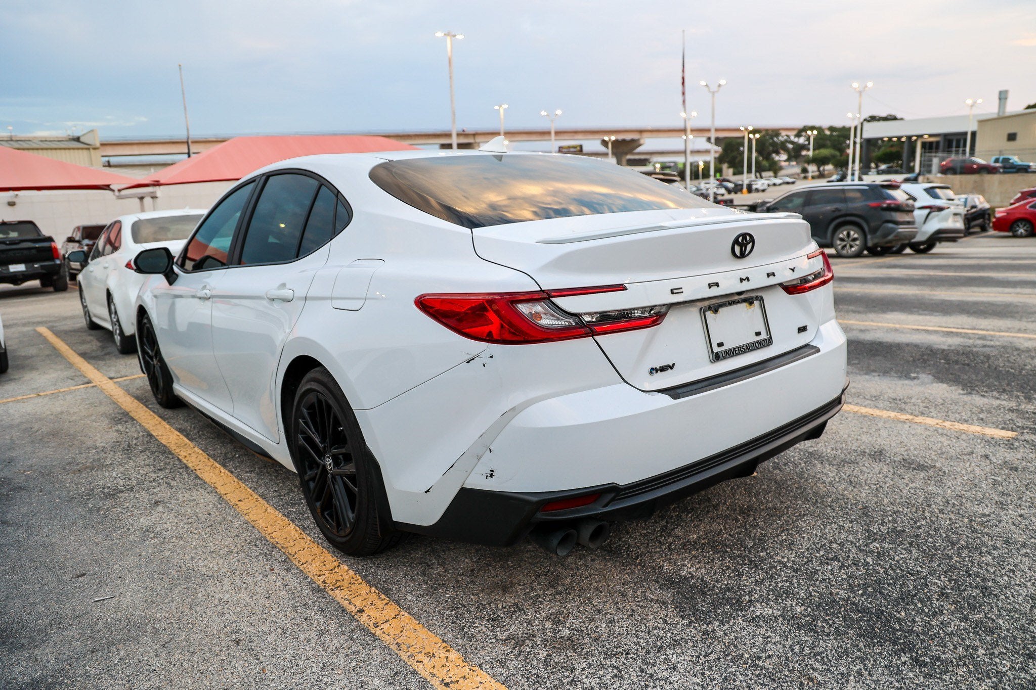 2025 Toyota Camry SE