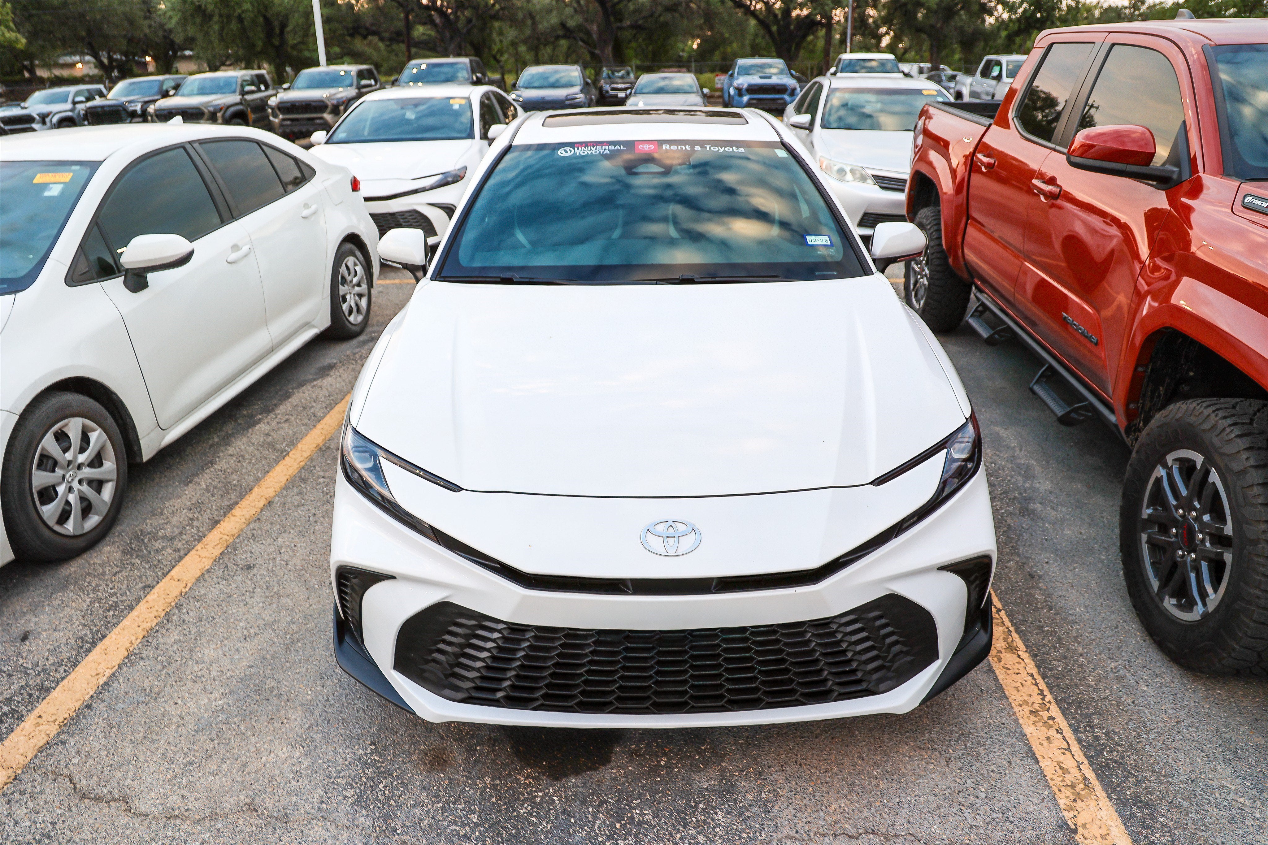 2026 Toyota Camry SE