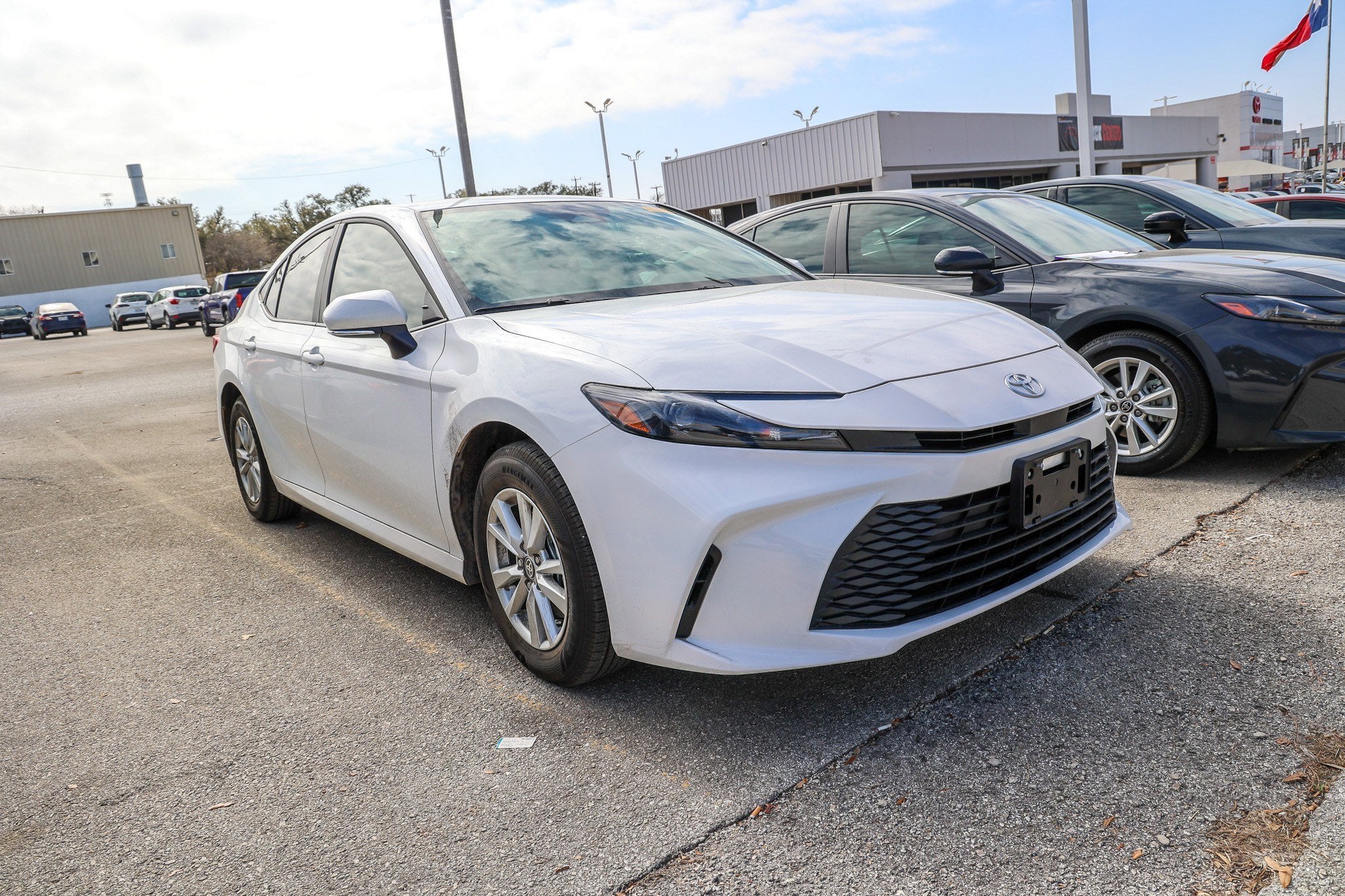 2025 Toyota CAMRY LE