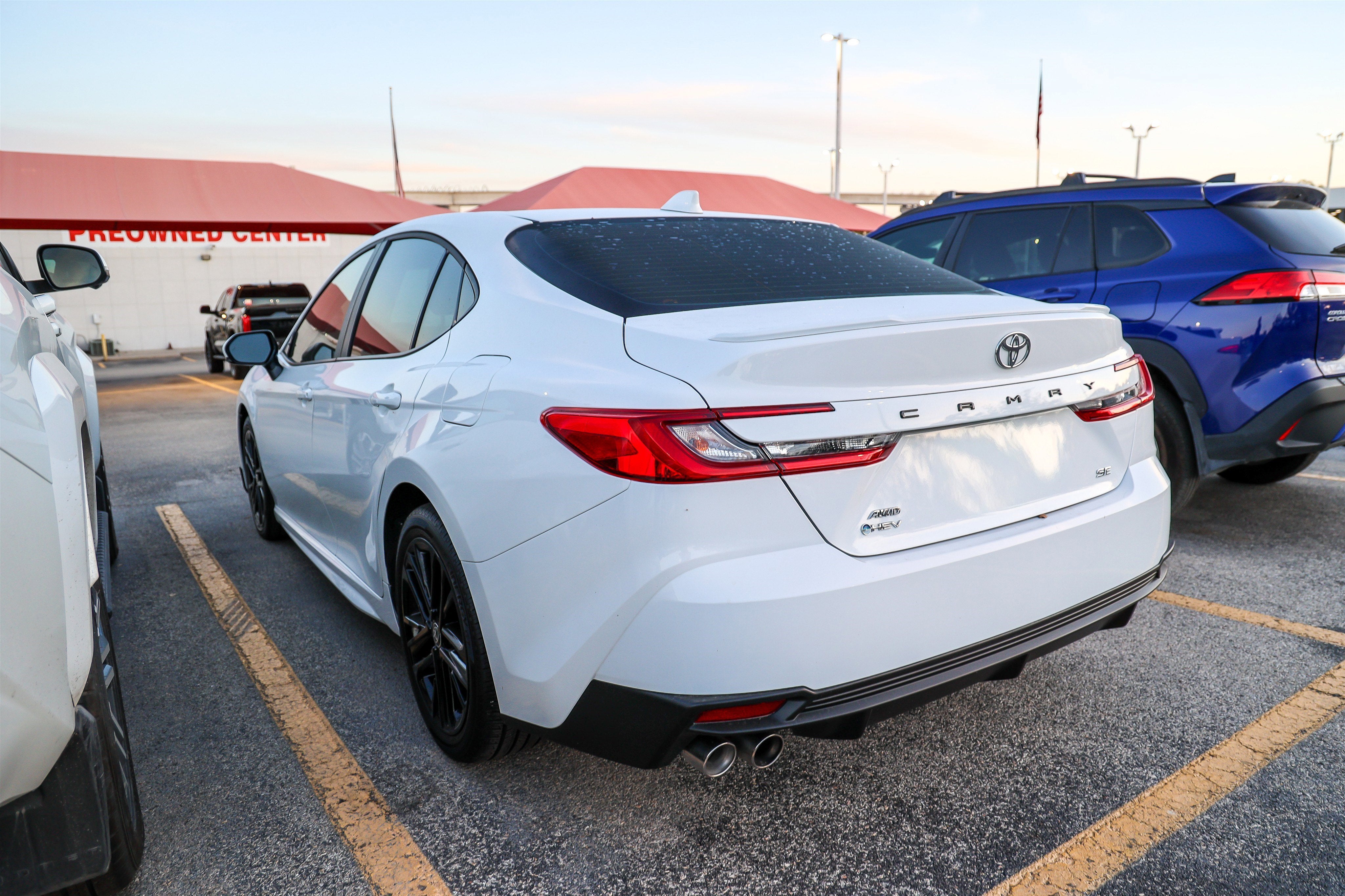 2025 Toyota CAMRY SE