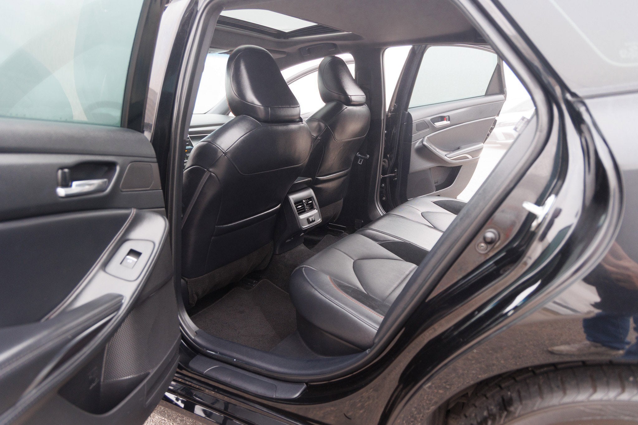 2022 Toyota AVALON HYBRID Hybrid XSE Nightshade