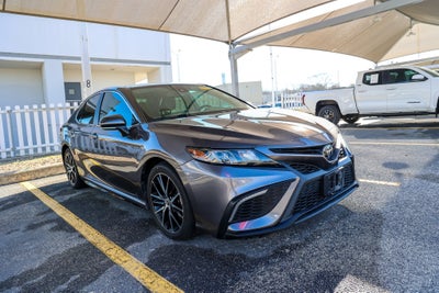 2022 Toyota CAMRY SE