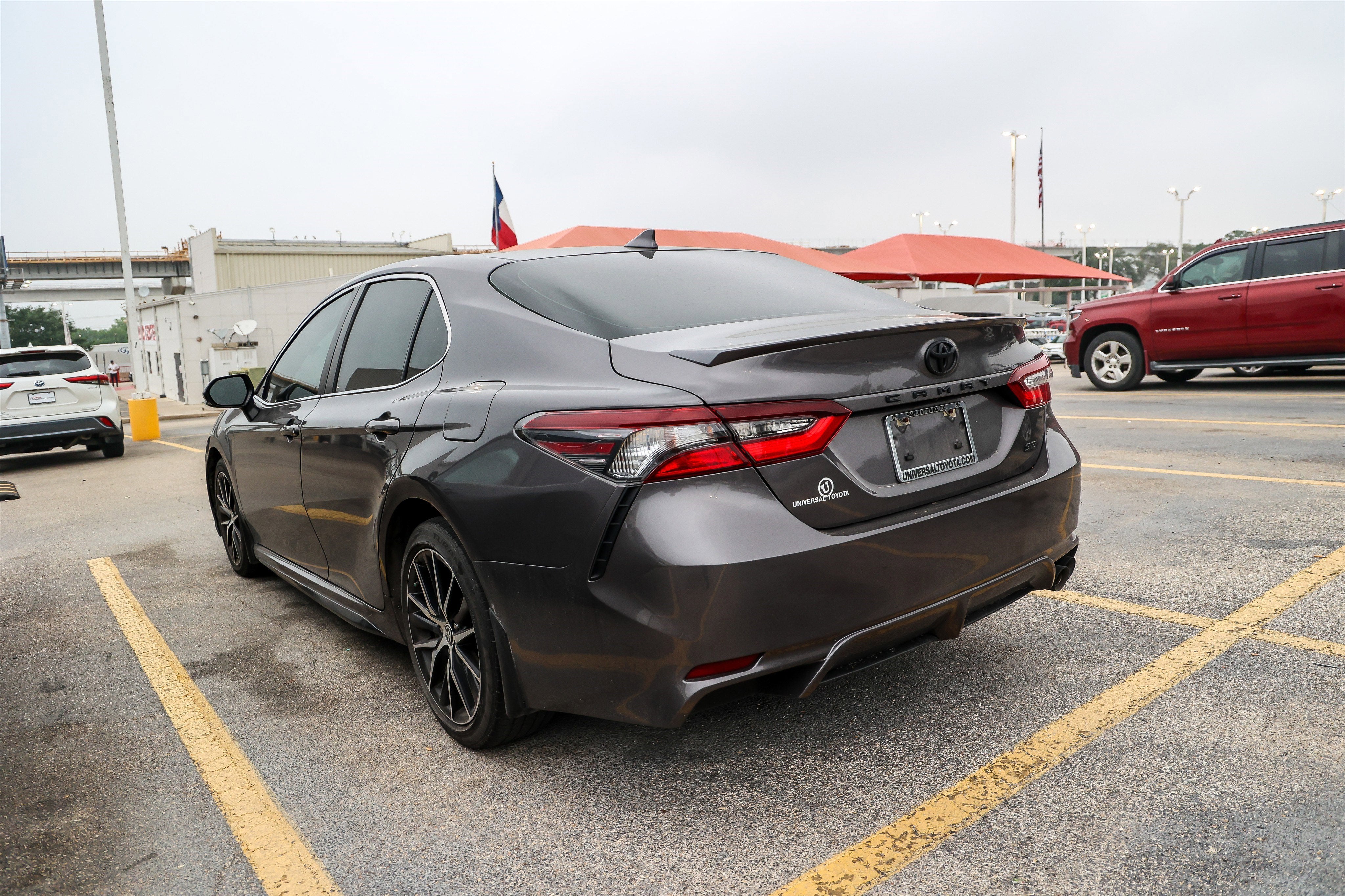 2023 Toyota Camry SE