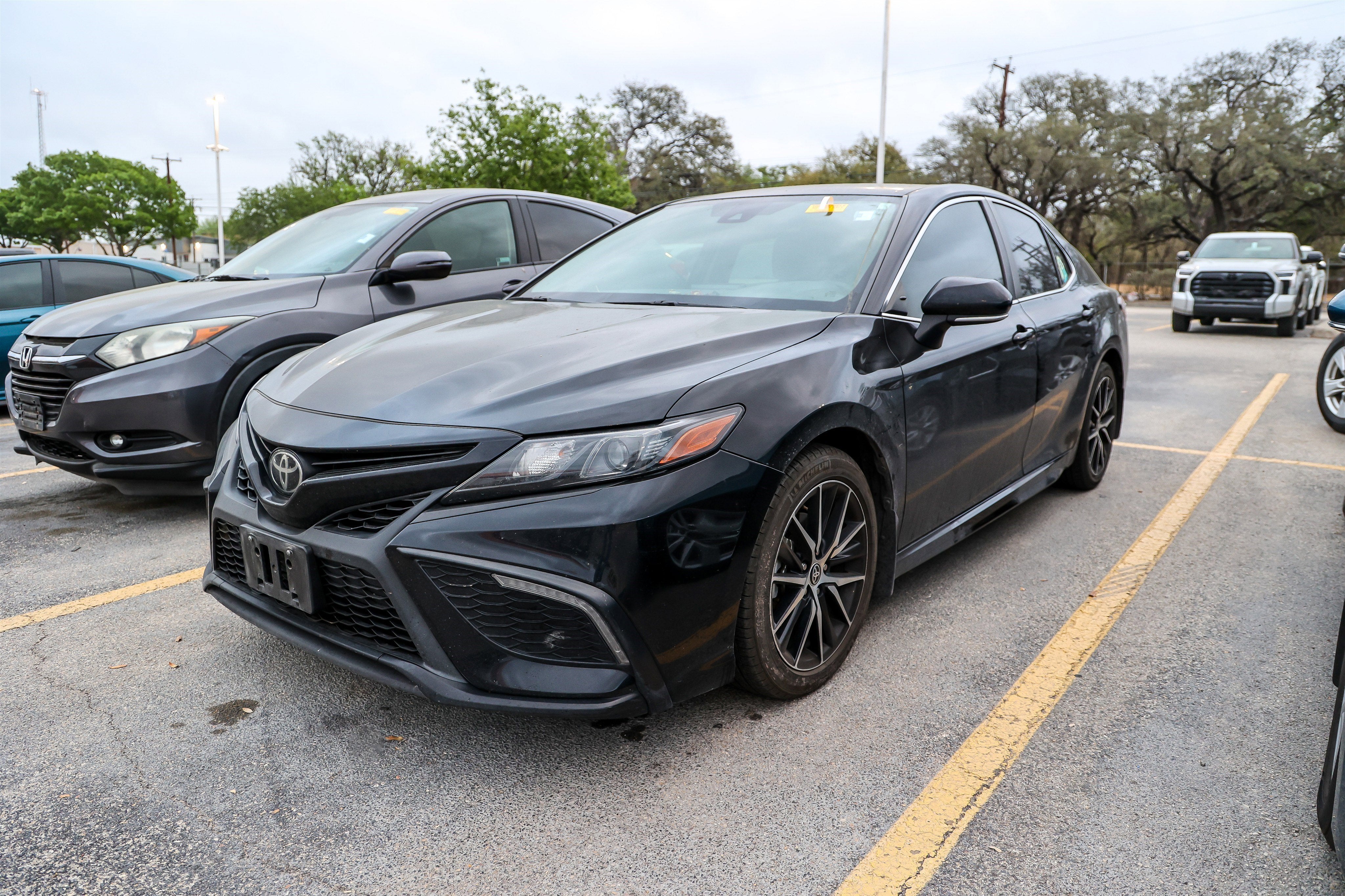2023 Toyota CAMRY SE