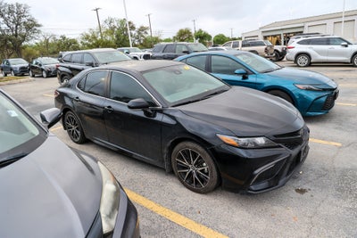 2023 Toyota CAMRY SE