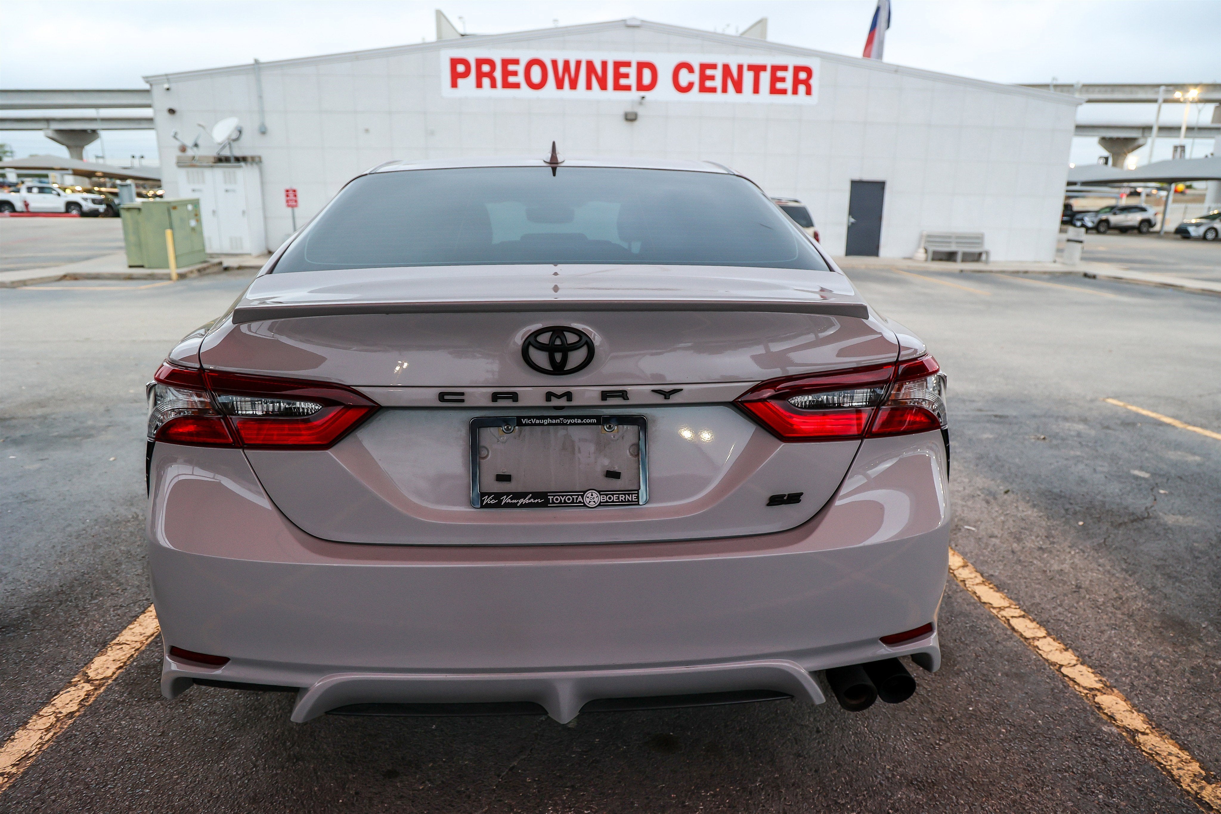 2023 Toyota CAMRY SE