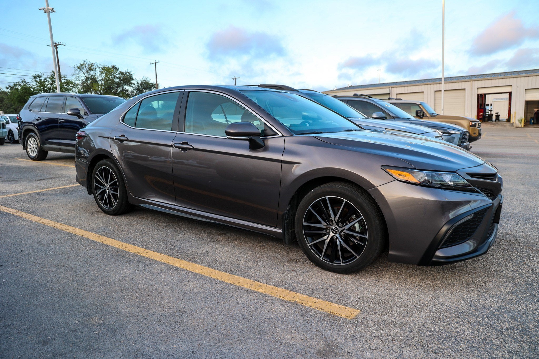 2023 Toyota Camry SE