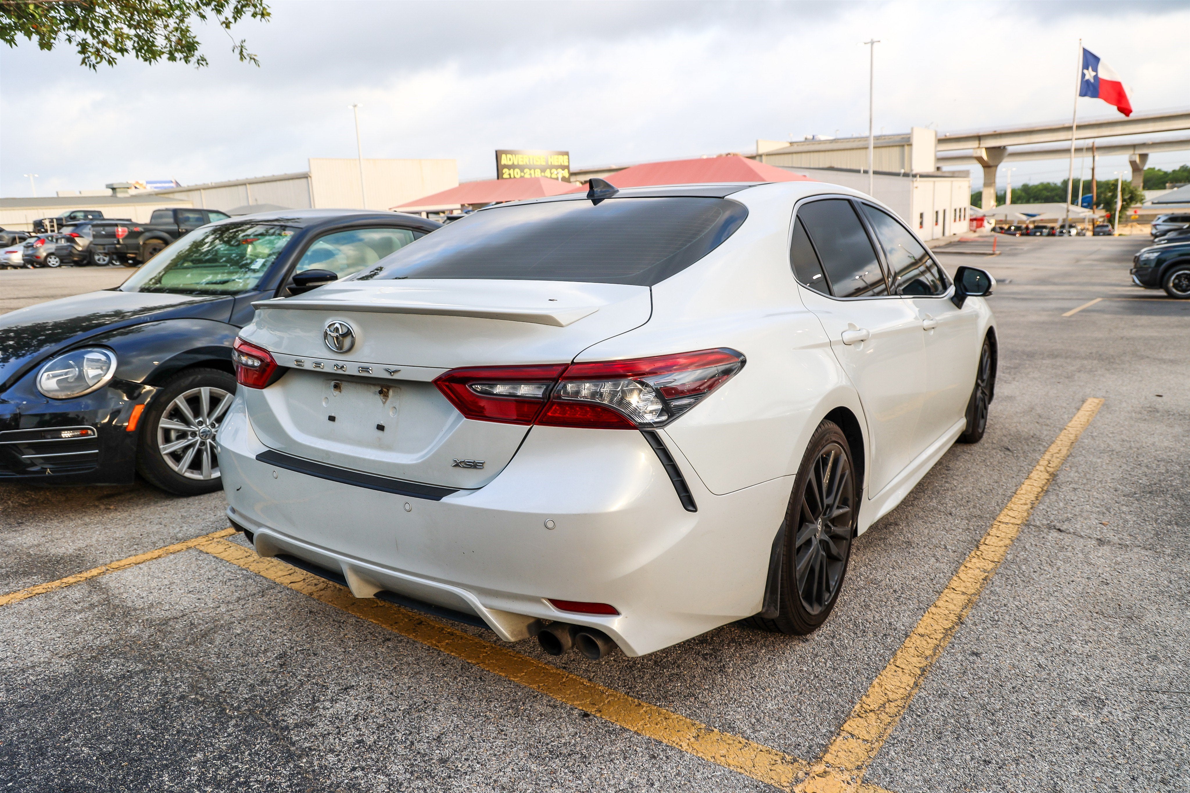 2023 Toyota CAMRY XSE