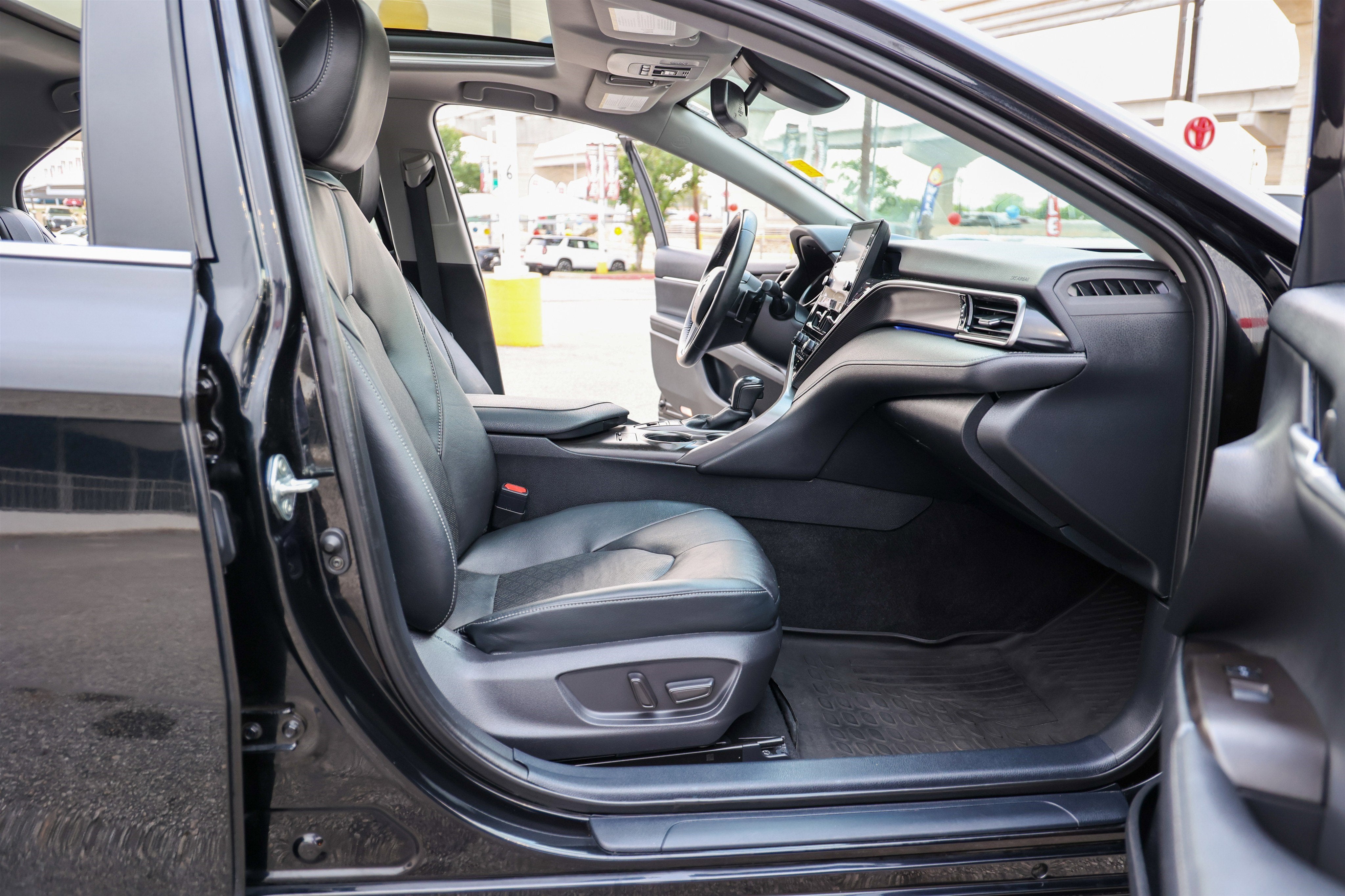 2022 Toyota CAMRY XSE V6