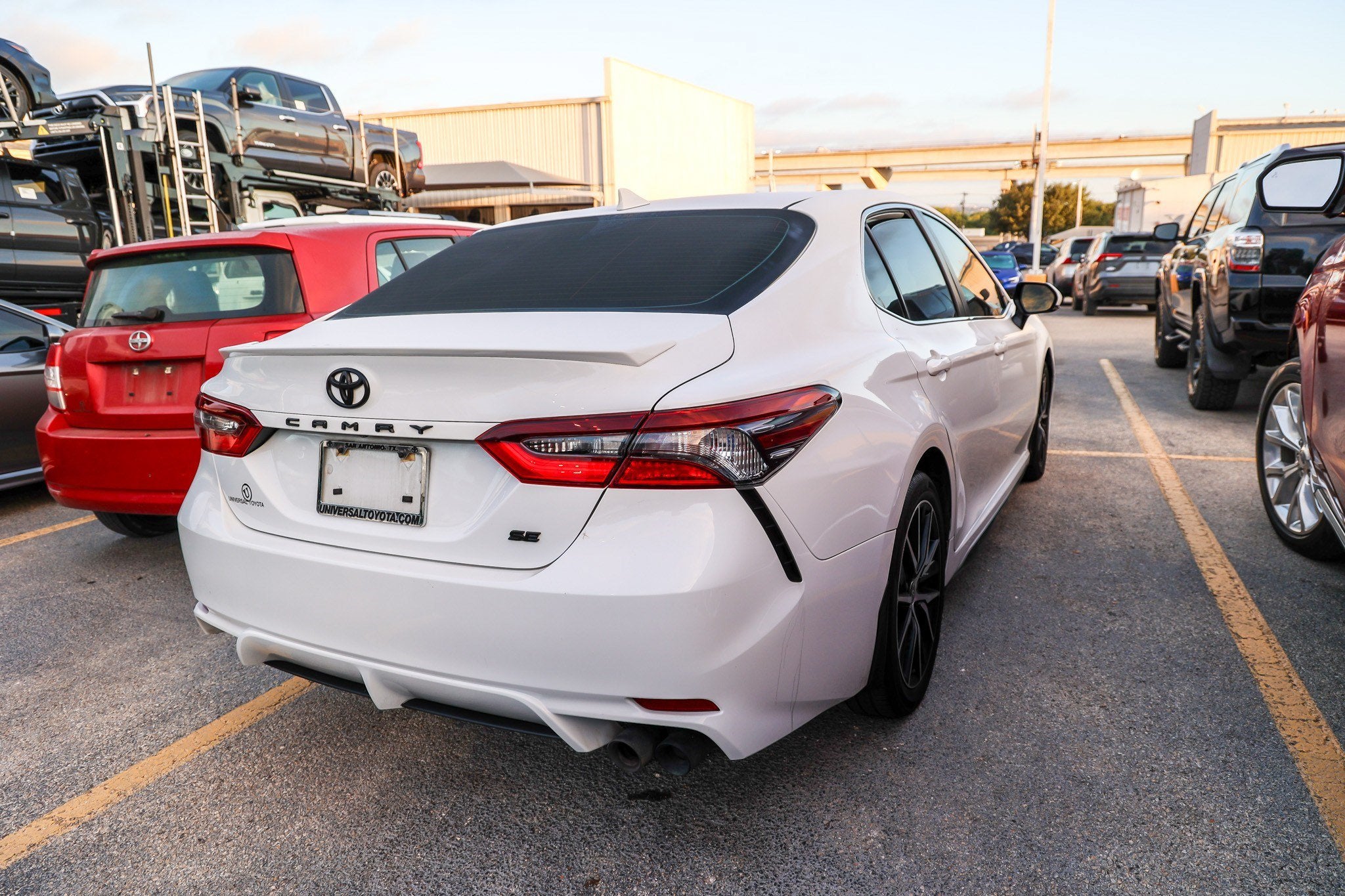 2023 Toyota Camry SE