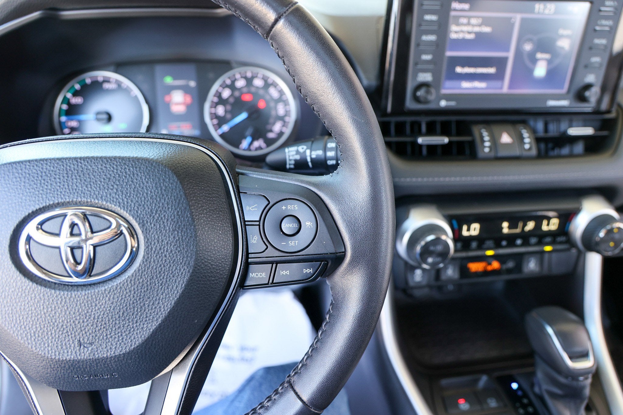 2022 Toyota RAV4 HYBRID Hybrid XLE Premium