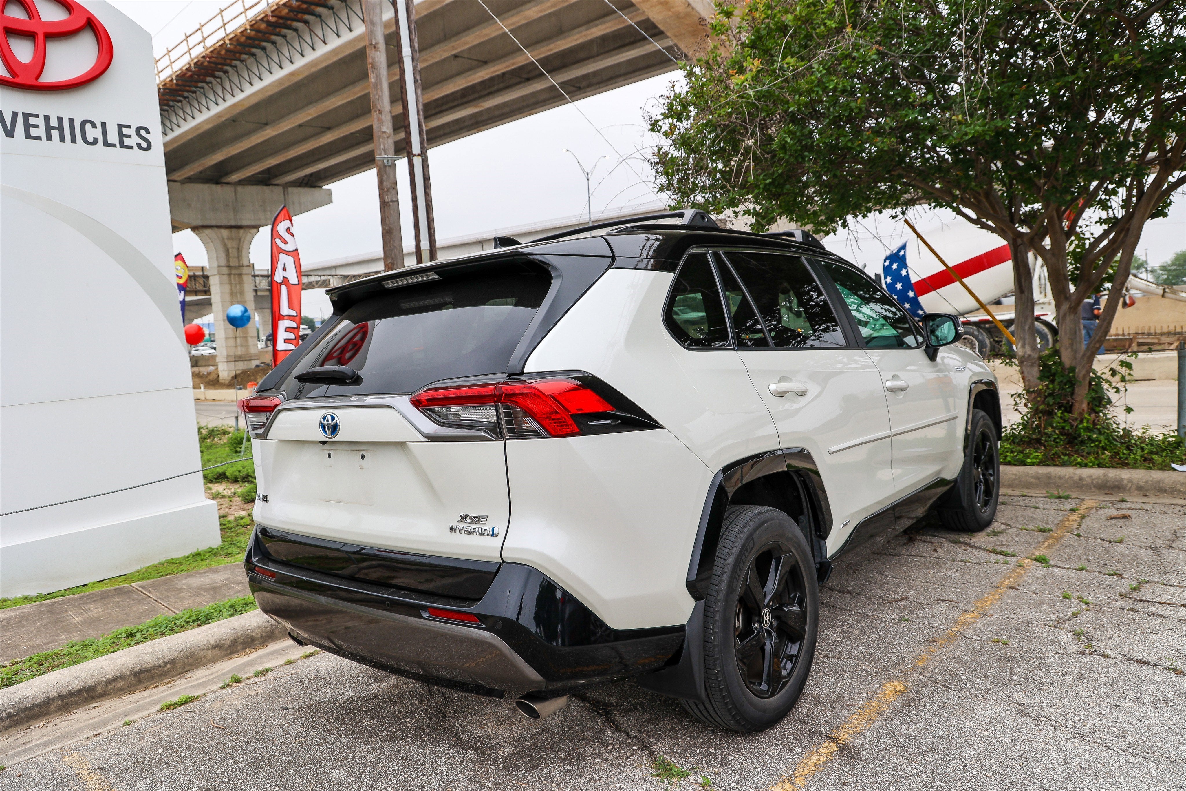 2021 Toyota RAV4 Hybrid XSE
