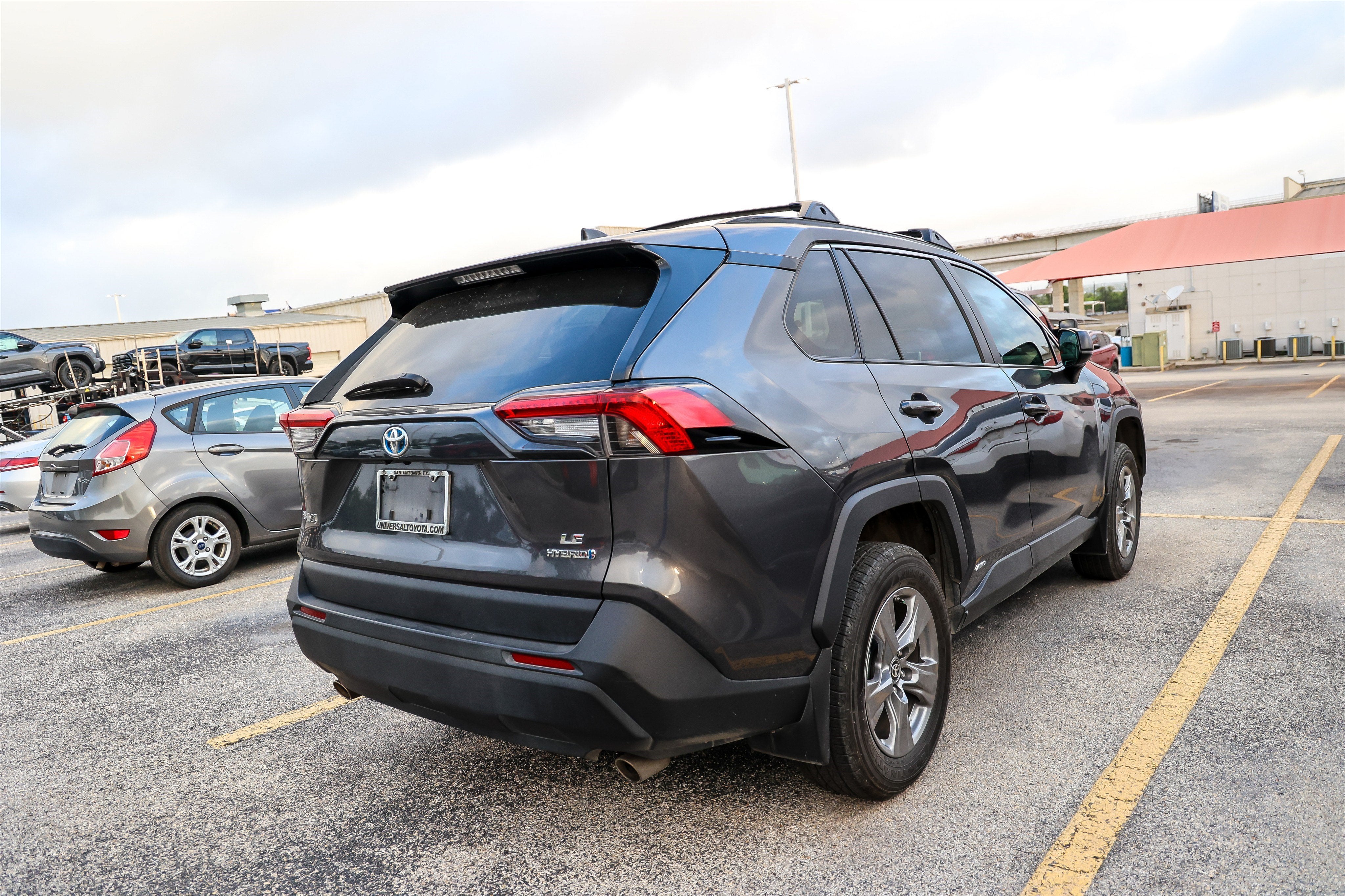 2024 Toyota RAV4 Hybrid Hybrid LE