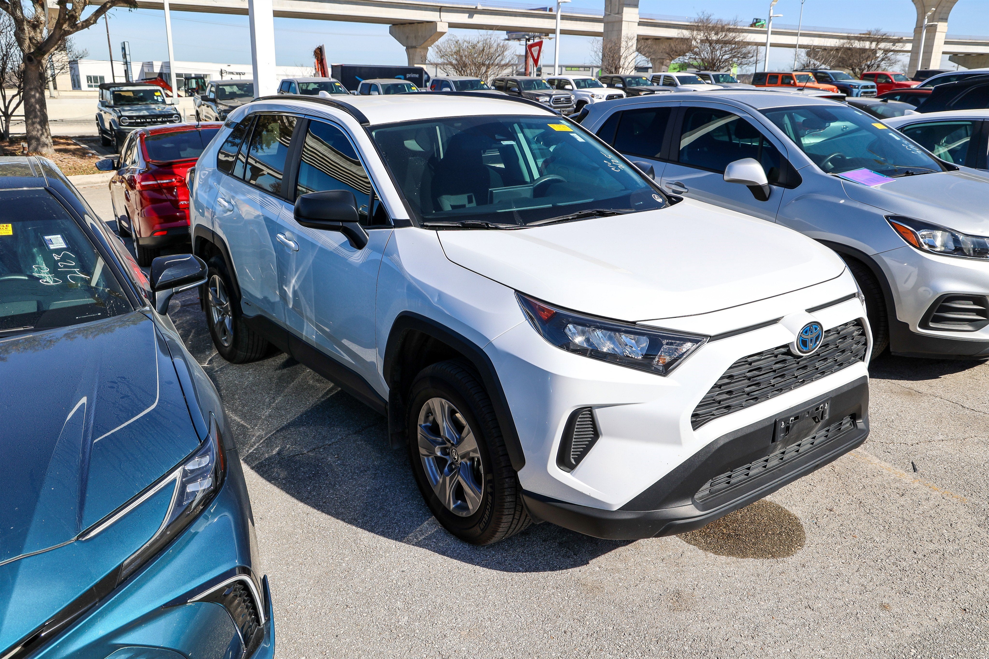 2022 Toyota RAV4 HYBRID Hybrid LE