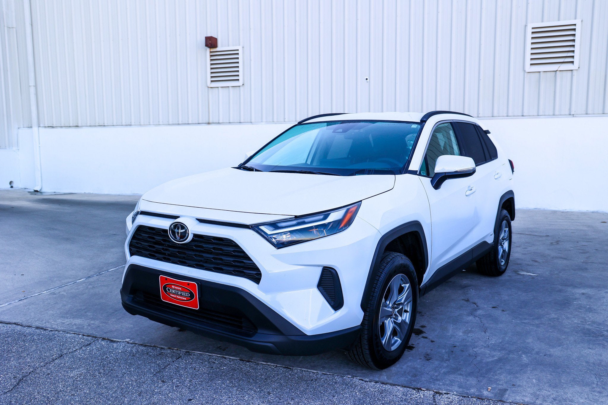 2025 Toyota RAV4 HYBRID Hybrid XLE