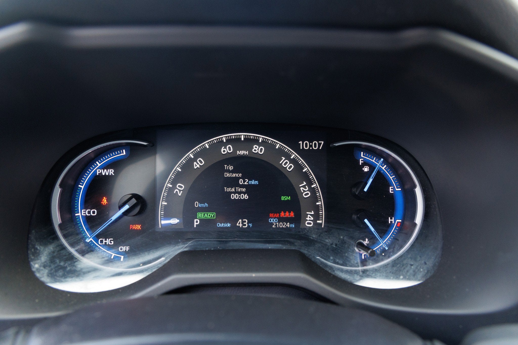 2025 Toyota RAV4 HYBRID Hybrid XLE