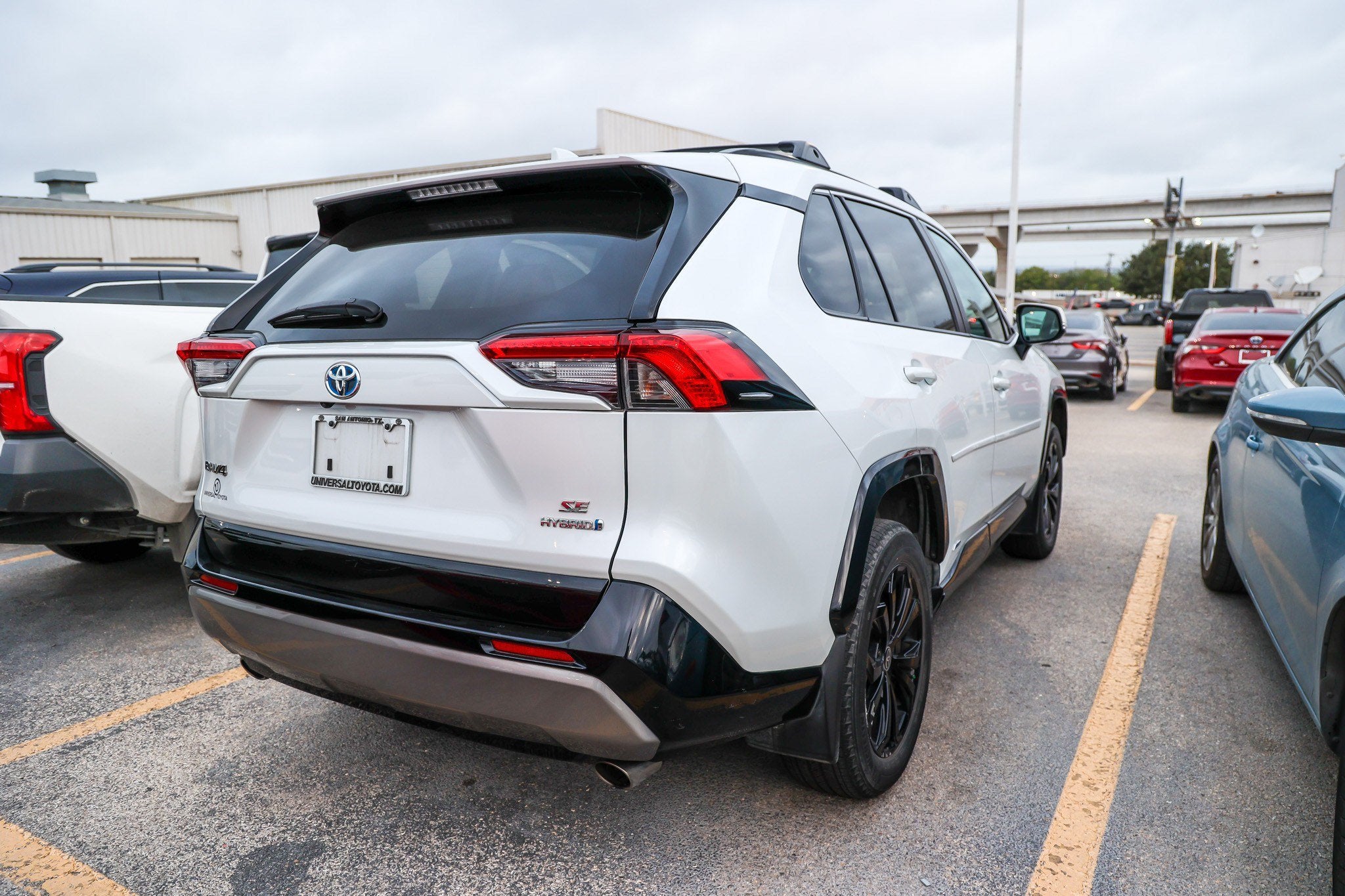 2024 Toyota RAV4 Hybrid Hybrid SE