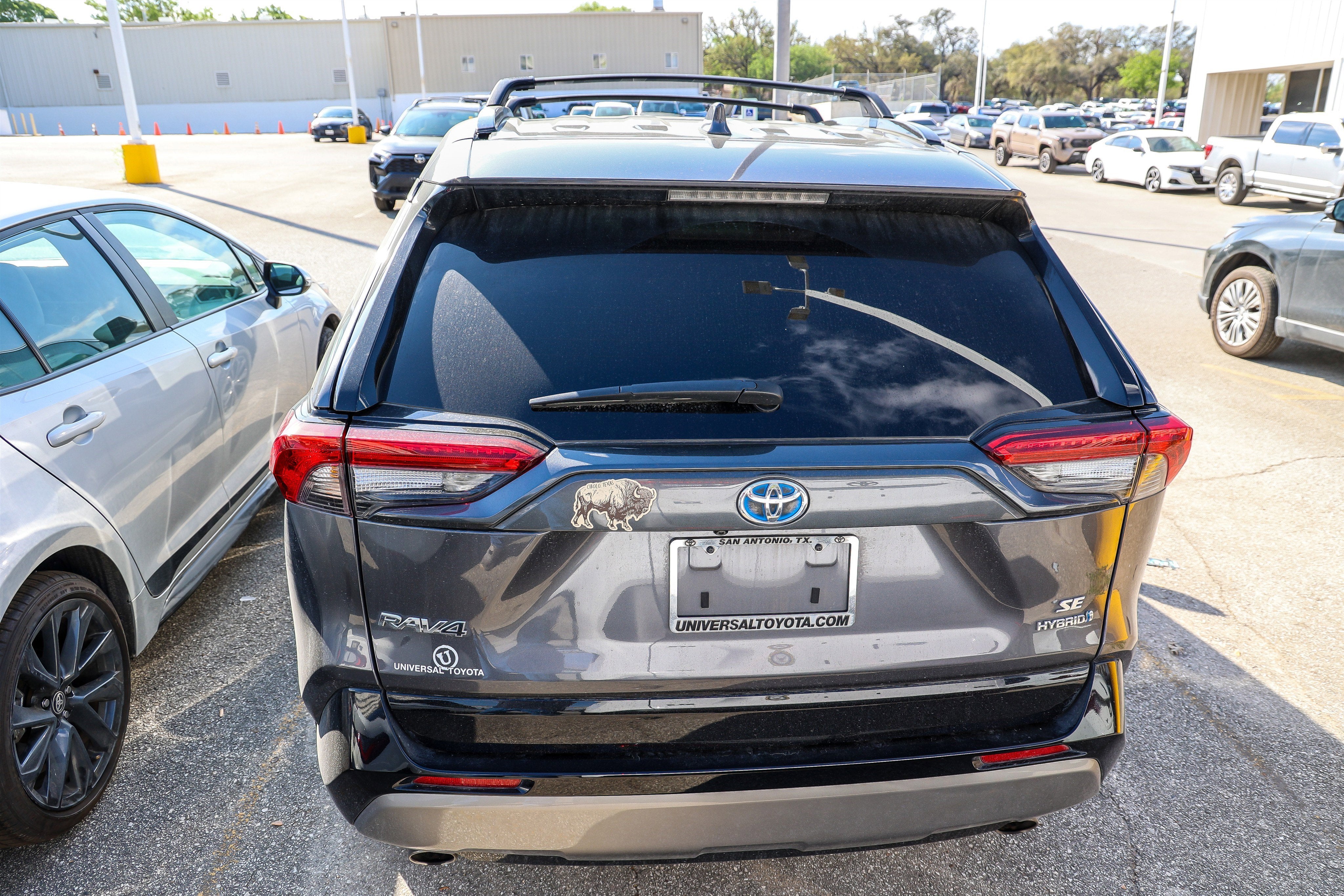 2024 Toyota RAV4 HYBRID Hybrid SE