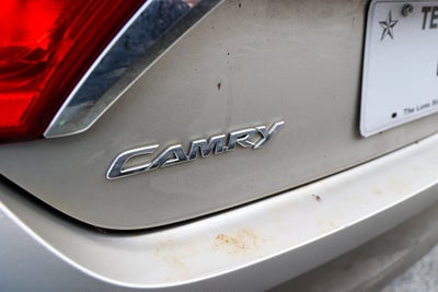 2016 Toyota CAMRY LE