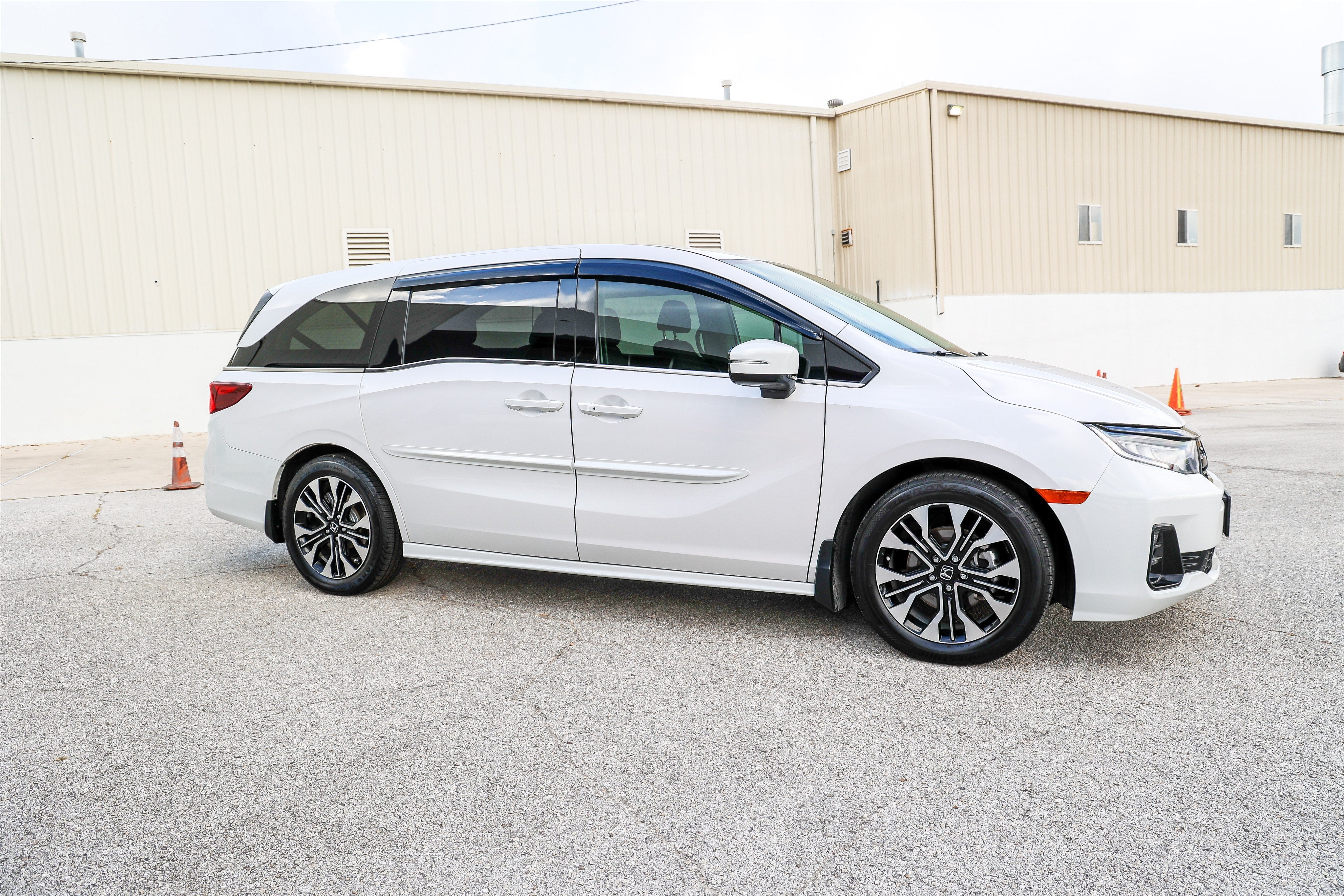 2025 Honda Odyssey Elite