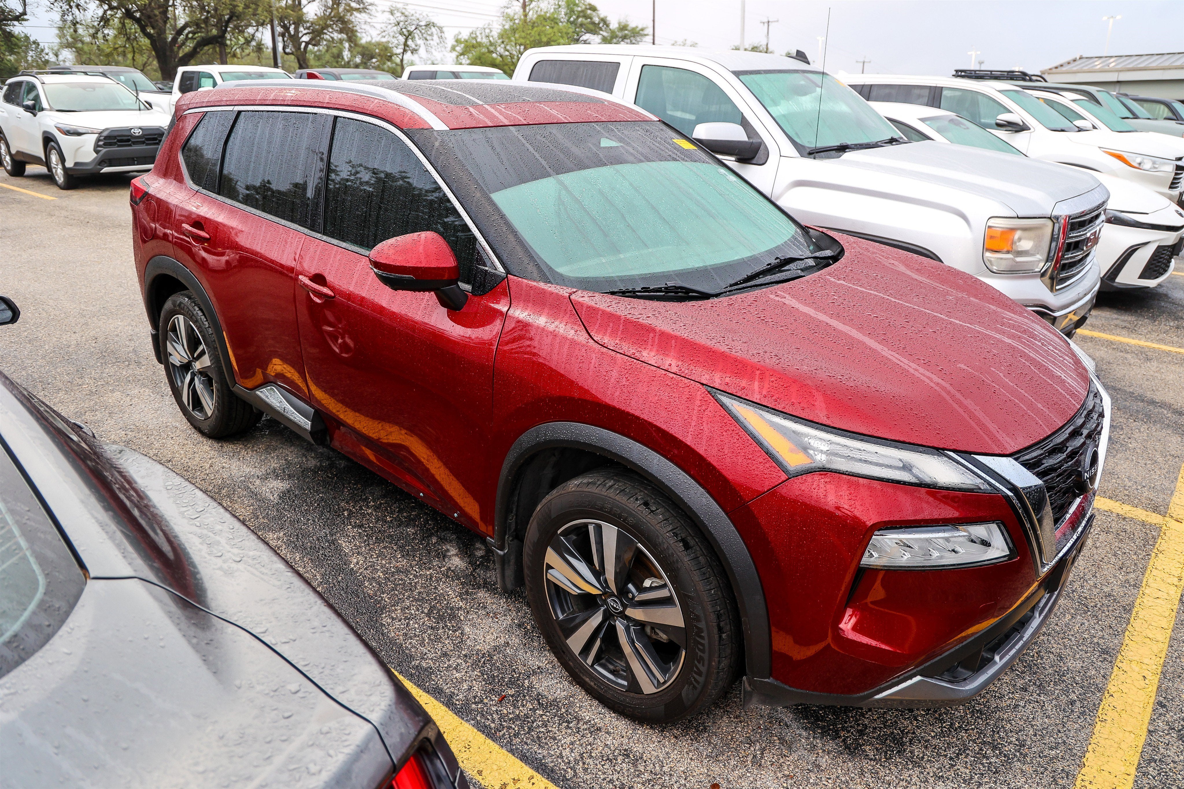 2022 Nissan Rogue SL