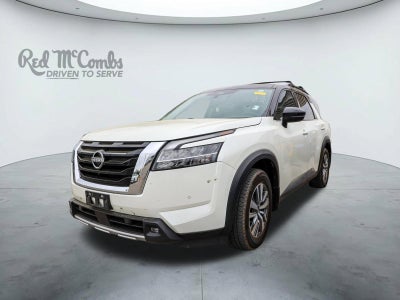 2022 Nissan Pathfinder SL