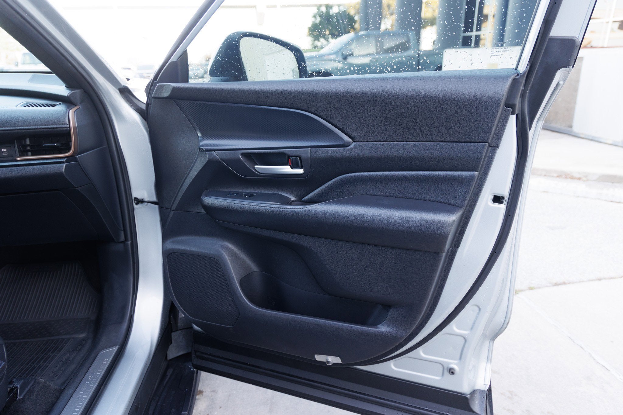 2024 Toyota GRAND HIGHLANDER HV Hybrid MAX Platinum