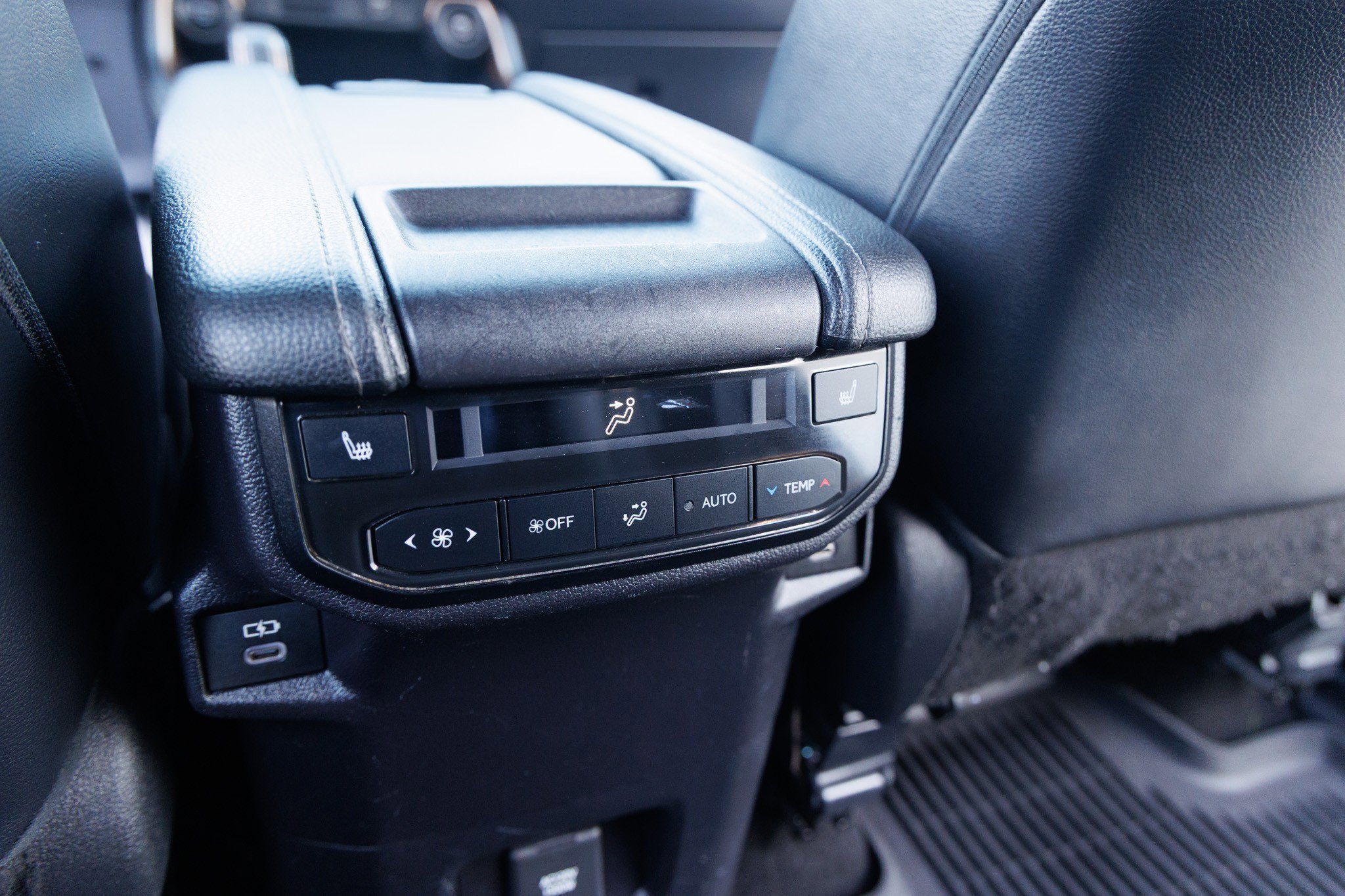 2024 Toyota GRAND HIGHLANDER HV Hybrid MAX Platinum