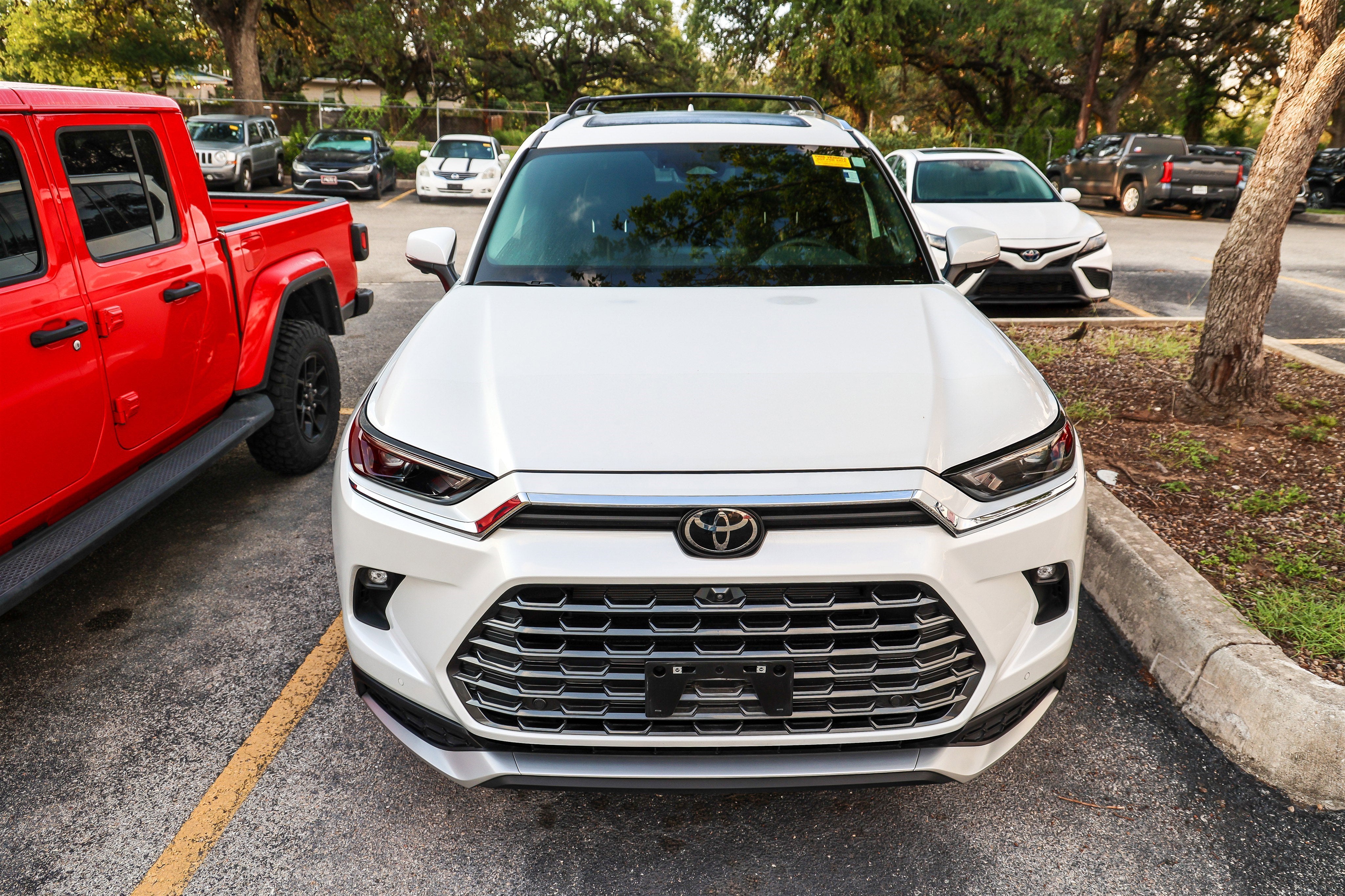 2025 Toyota Grand Highlander Hybrid Hybrid MAX Platinum