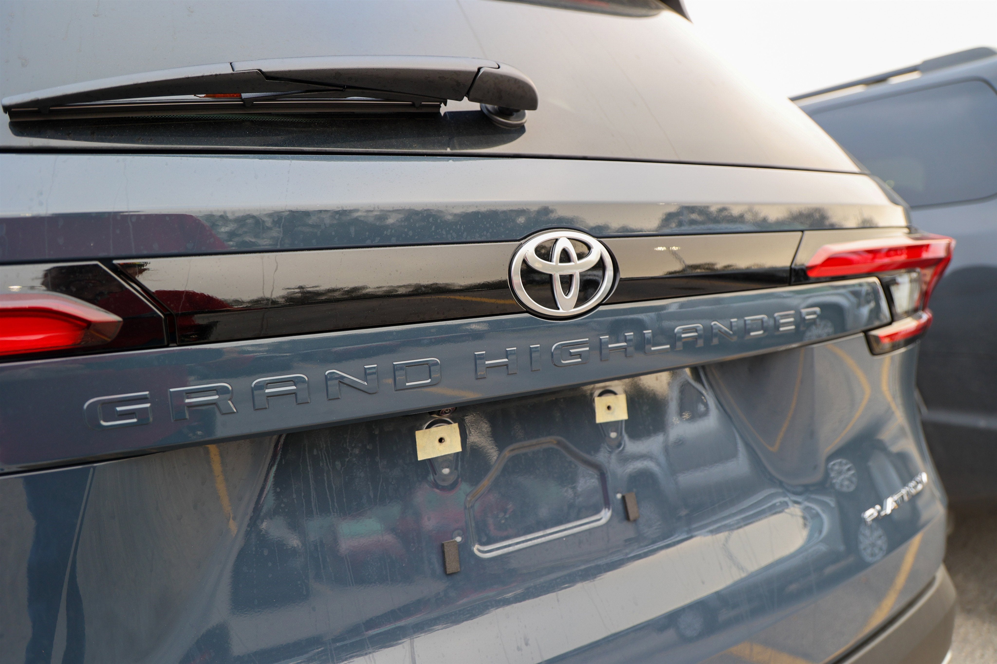 2026 Toyota GRAND HIGHLANDER HEV Hybrid MAX Platinum