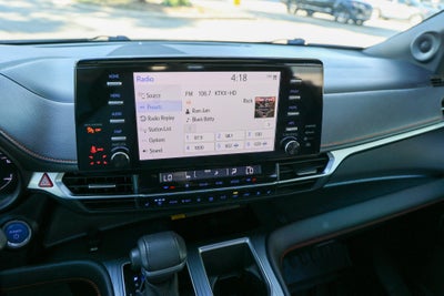 2024 Toyota Sienna XSE