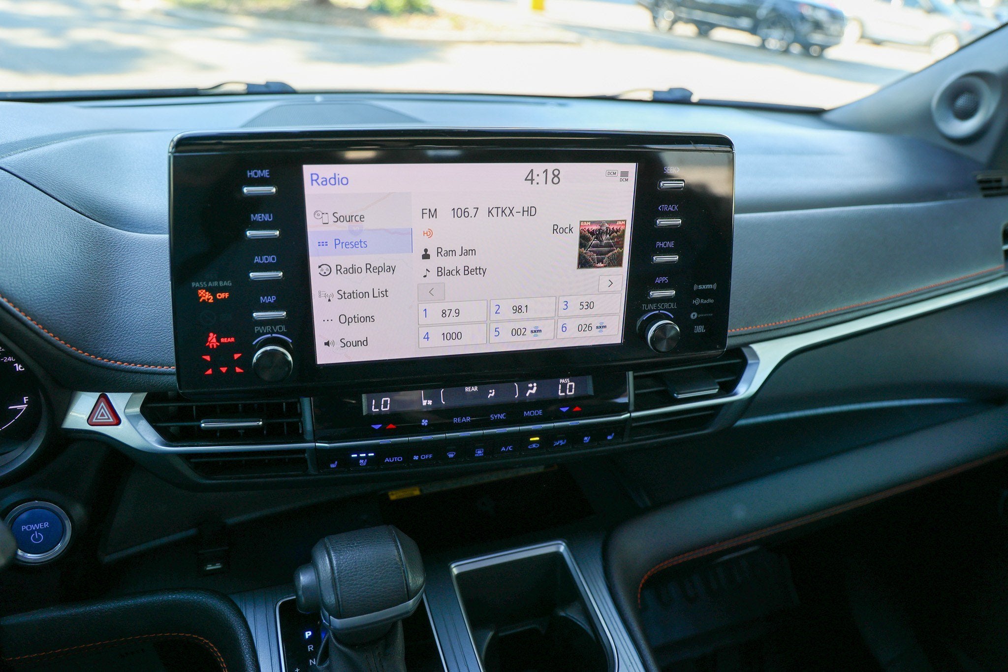 2024 Toyota Sienna XSE