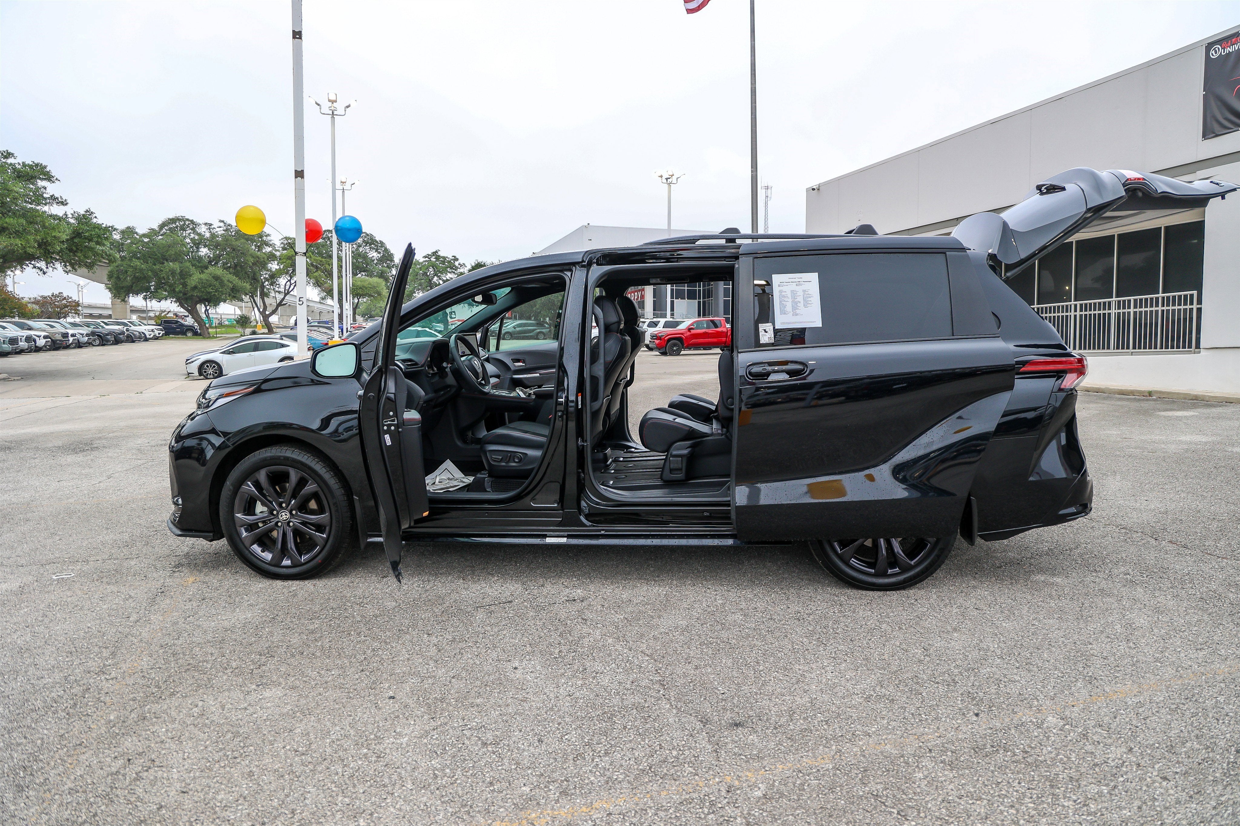 2025 Toyota Sienna XSE