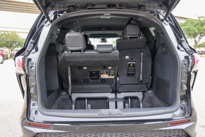 2025 Toyota SIENNA XSE XSE
